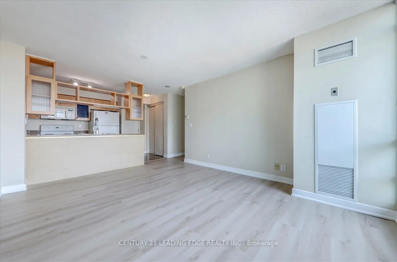 397 Front Street W, #3105