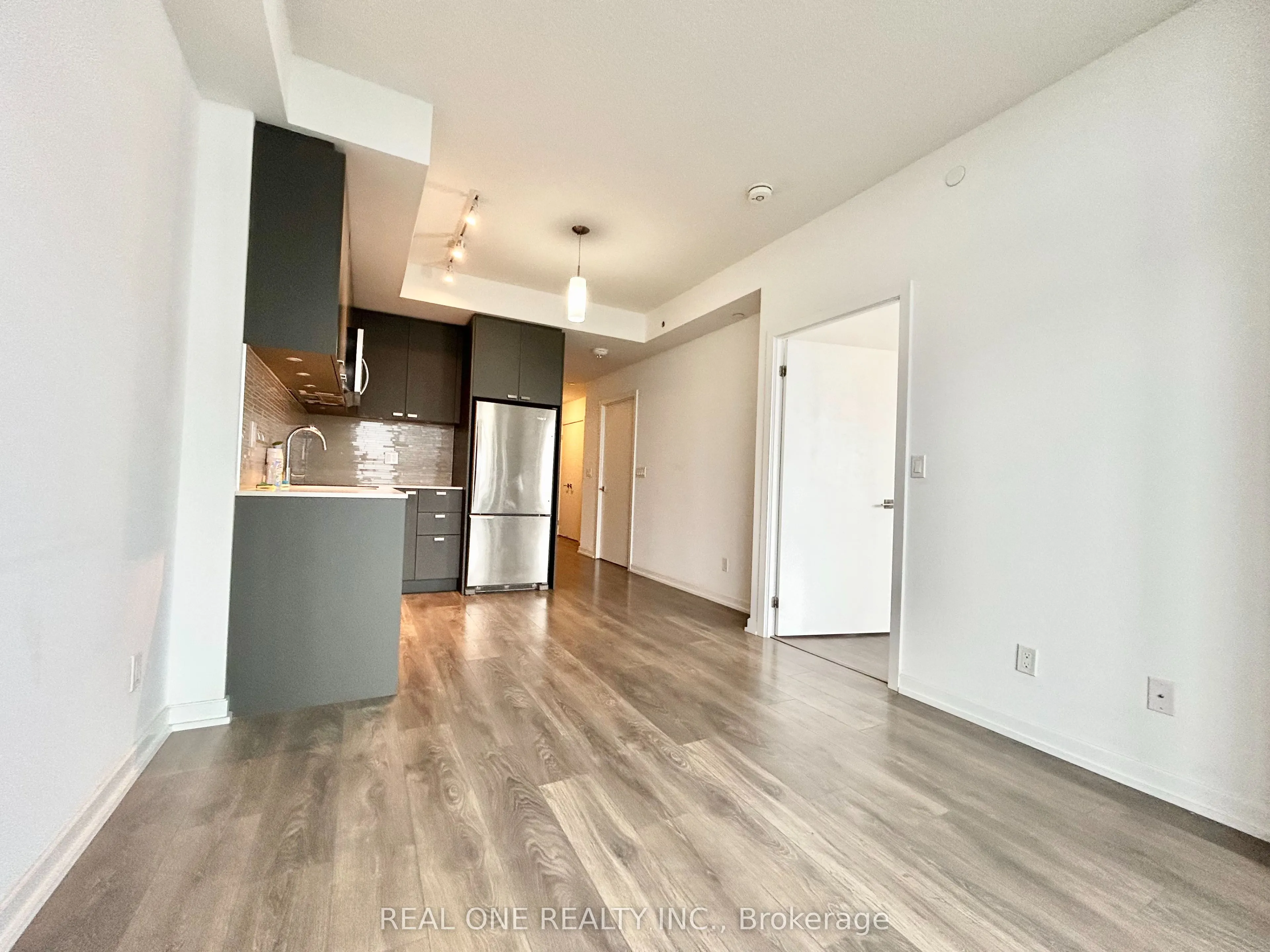 56 Forest Manor Road, #2703
