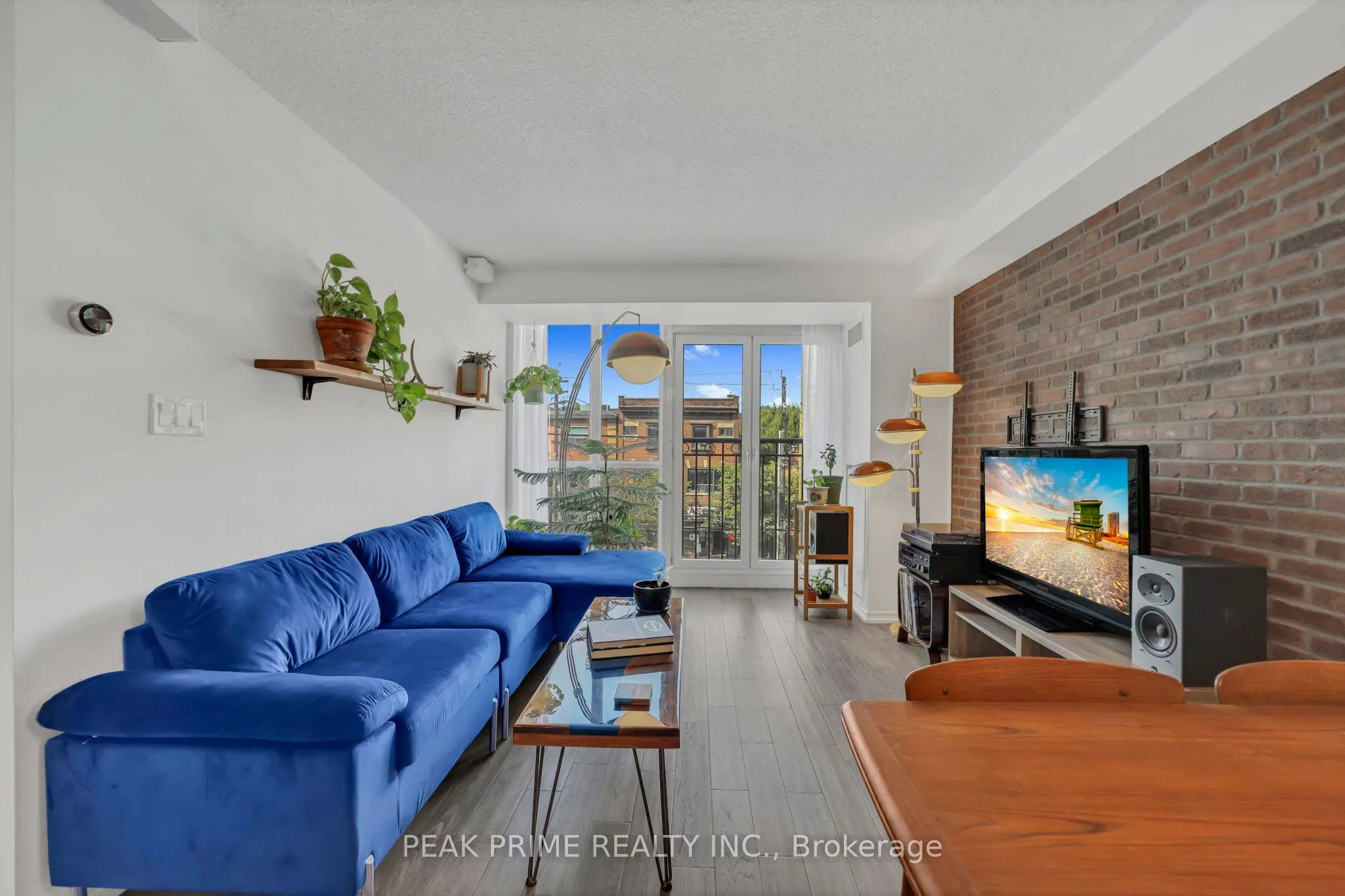 308 Palmerston Avenue, #306
