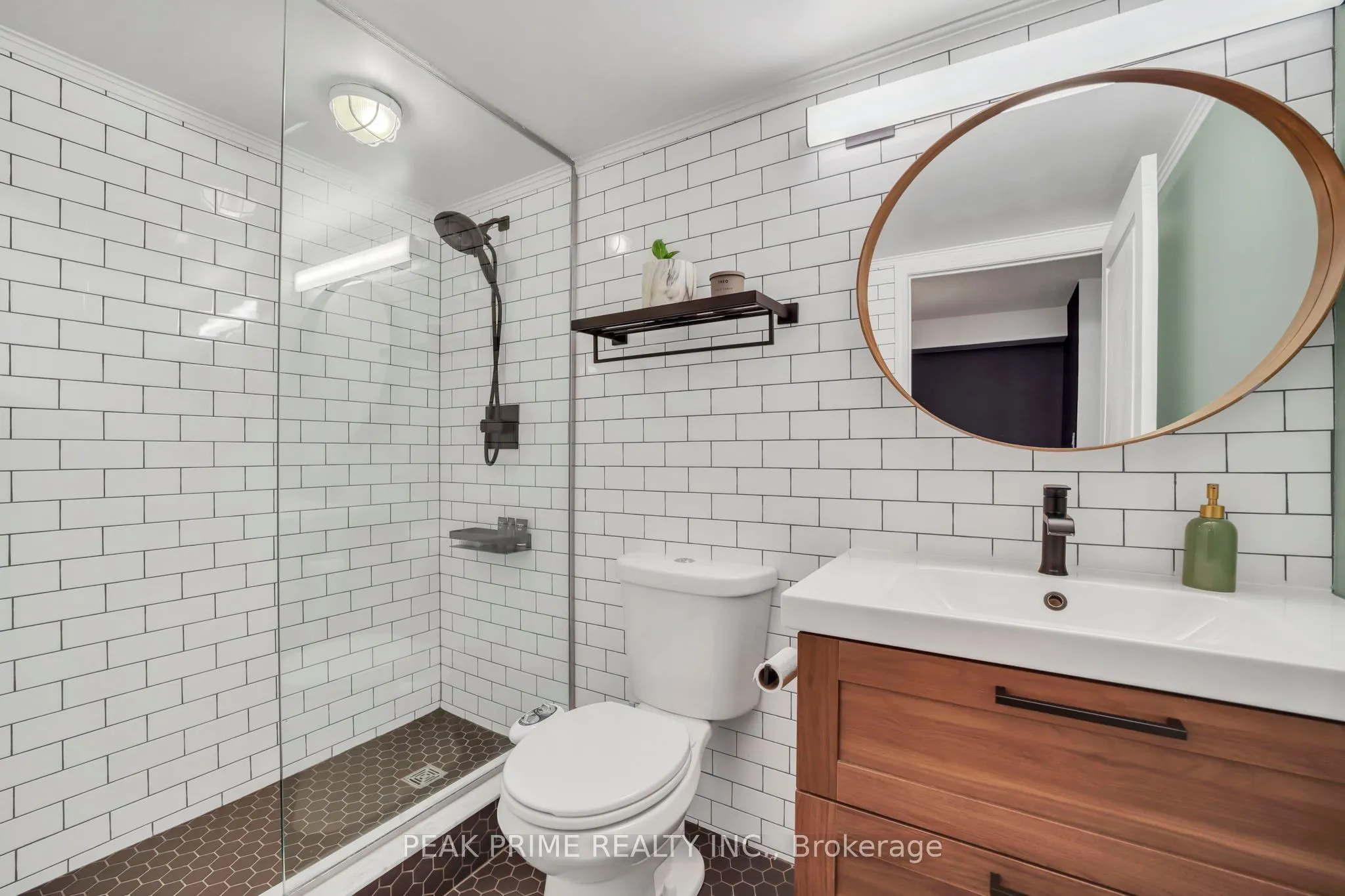 308 Palmerston Avenue, #306