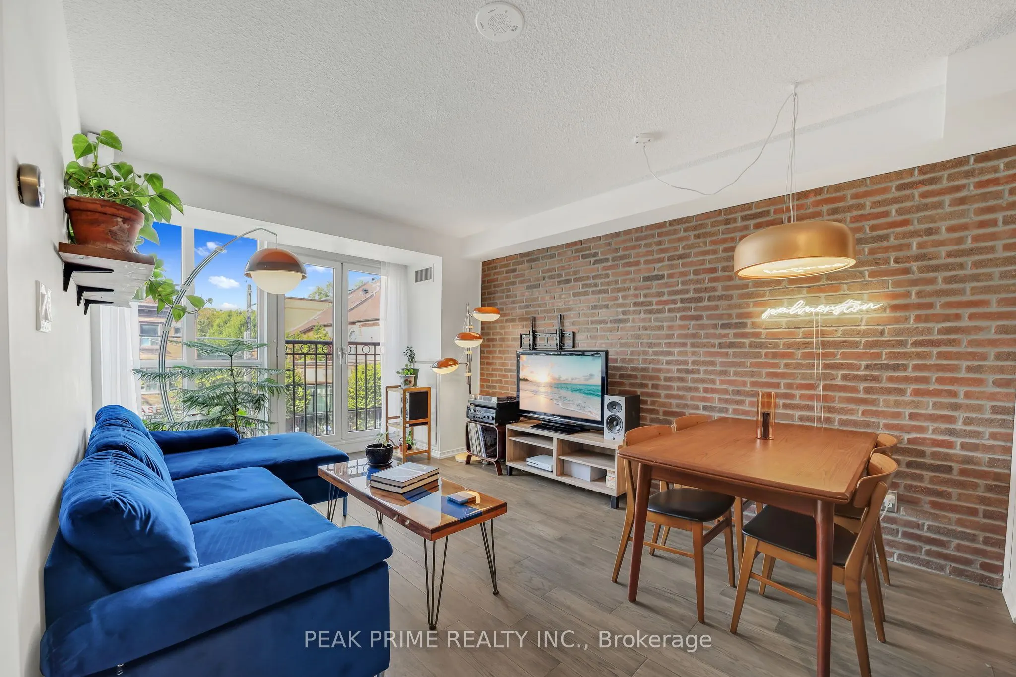 308 Palmerston Avenue, #306