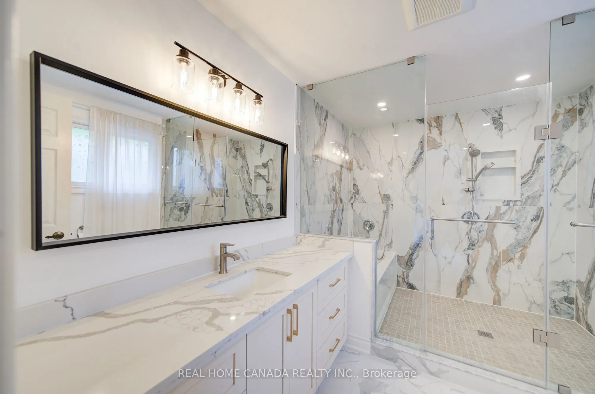 20 Saddletree Drive