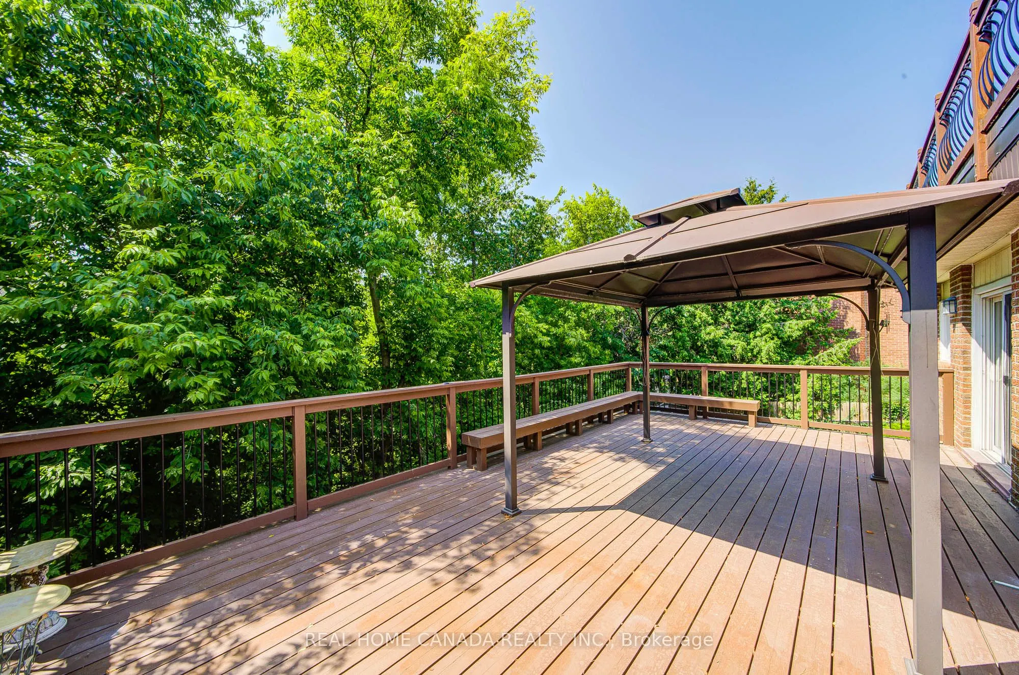 20 Saddletree Drive