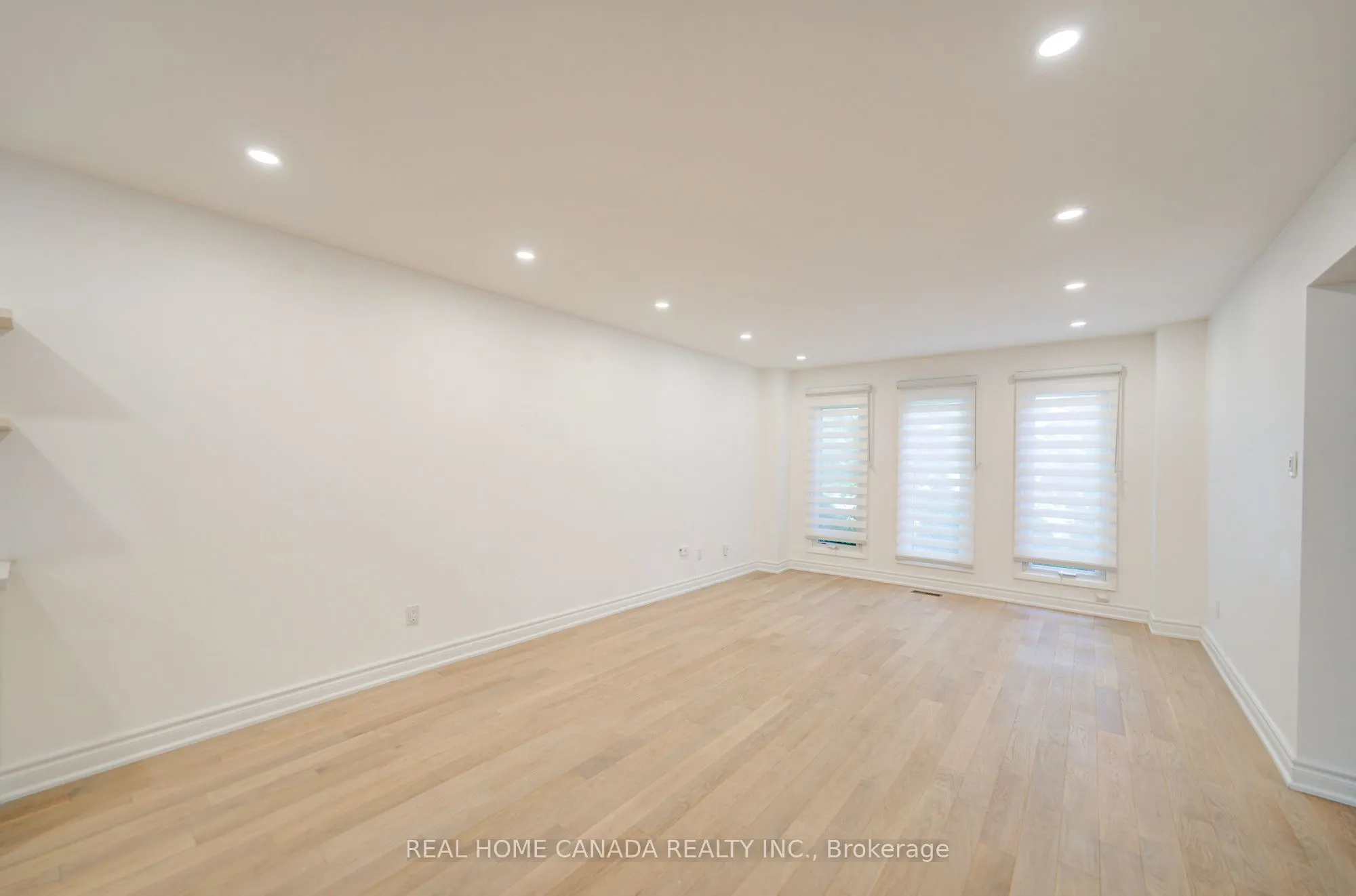 20 Saddletree Drive