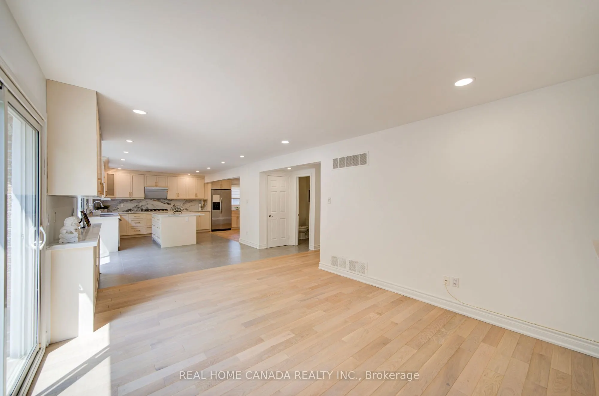 20 Saddletree Drive