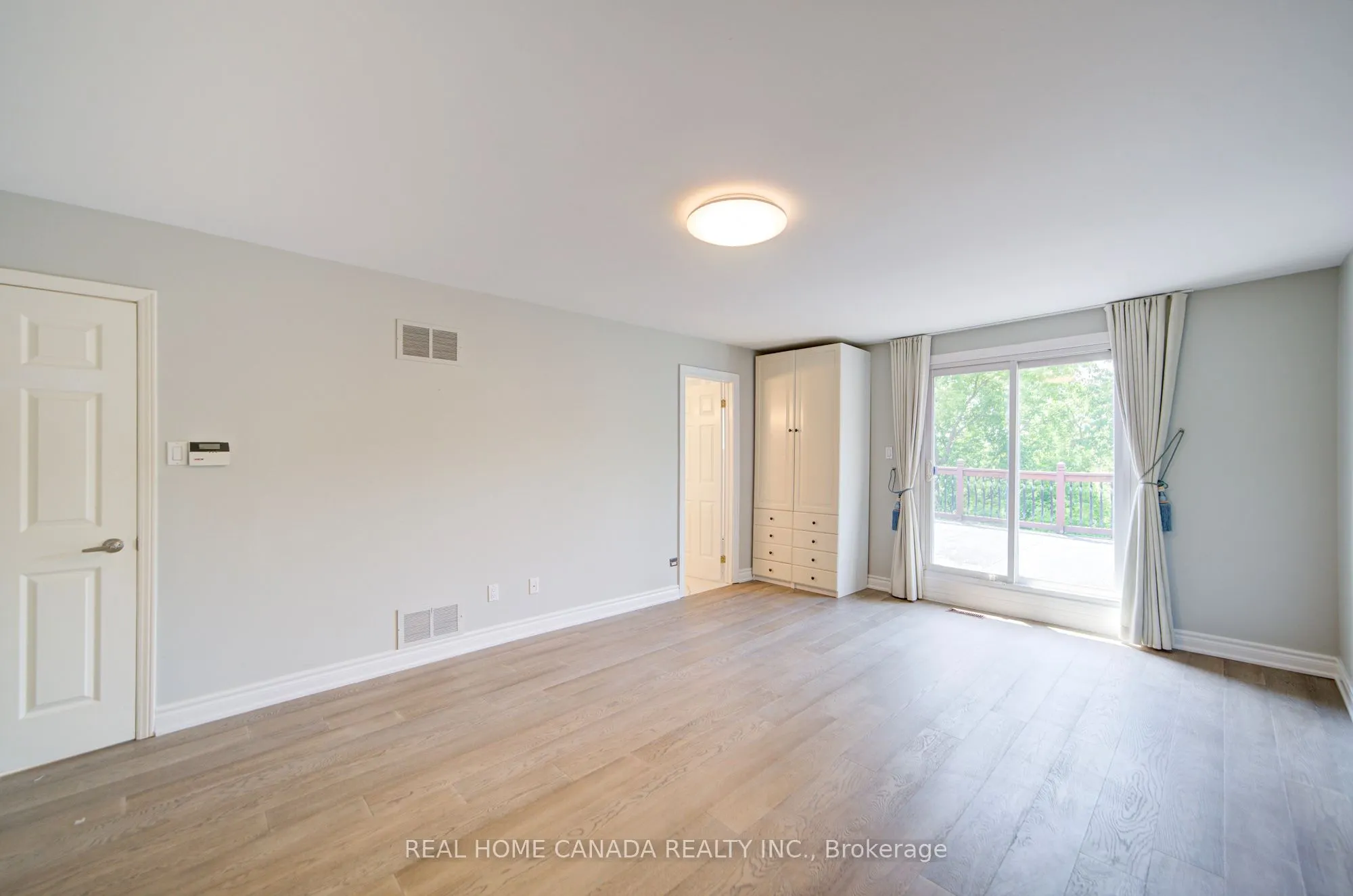 20 Saddletree Drive