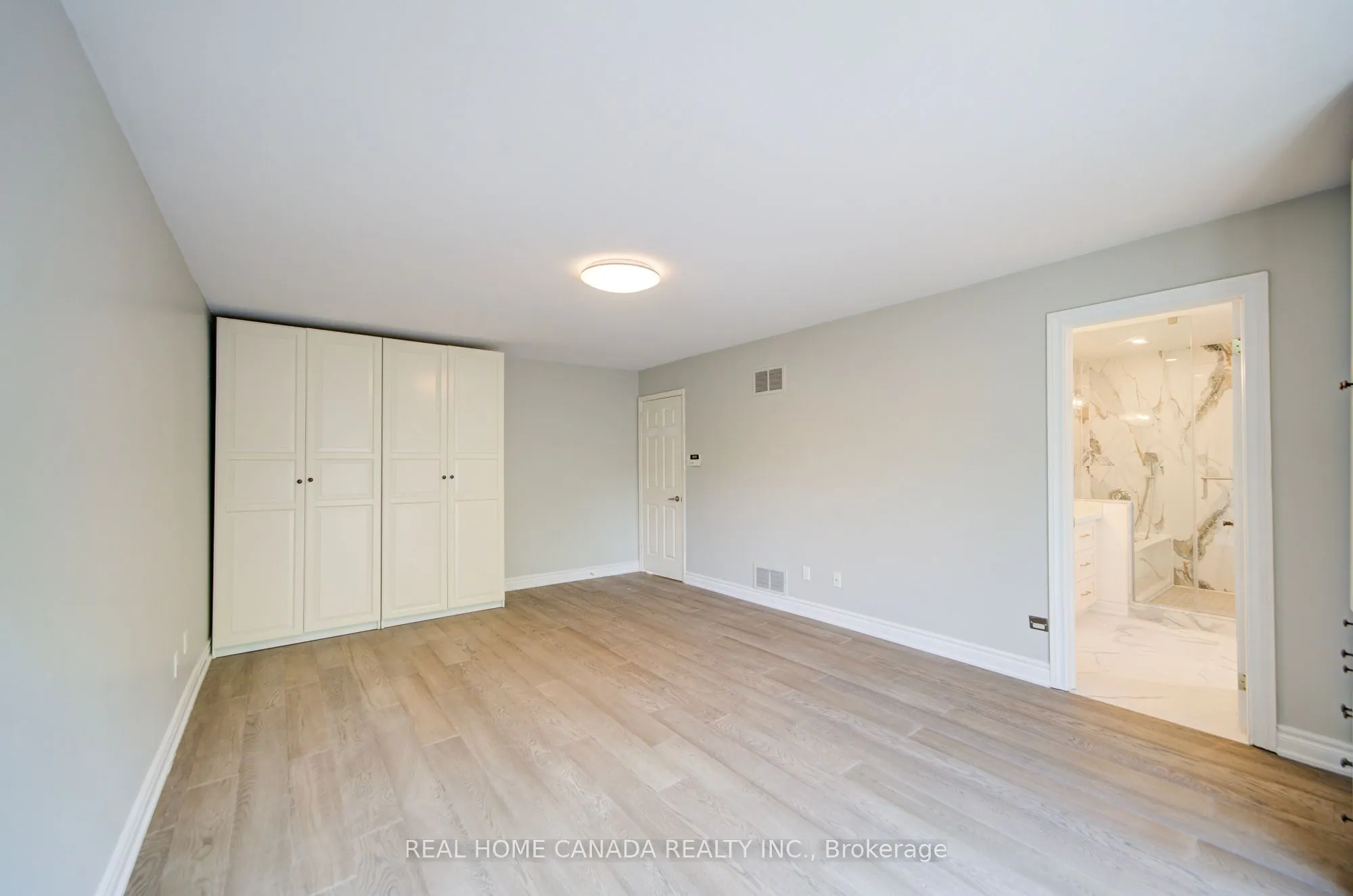20 Saddletree Drive