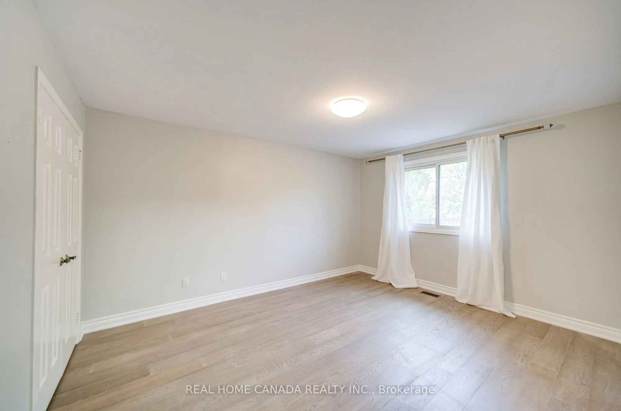 20 Saddletree Drive