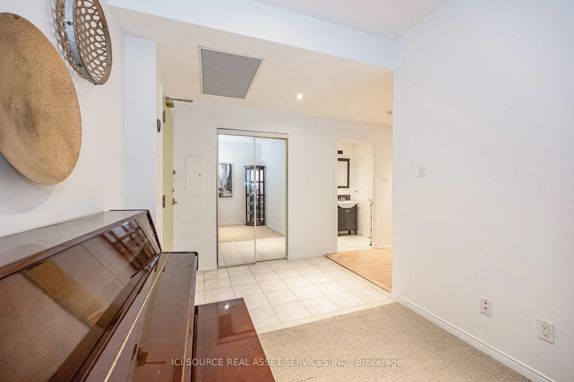 600 Eglinton Avenue E, #308