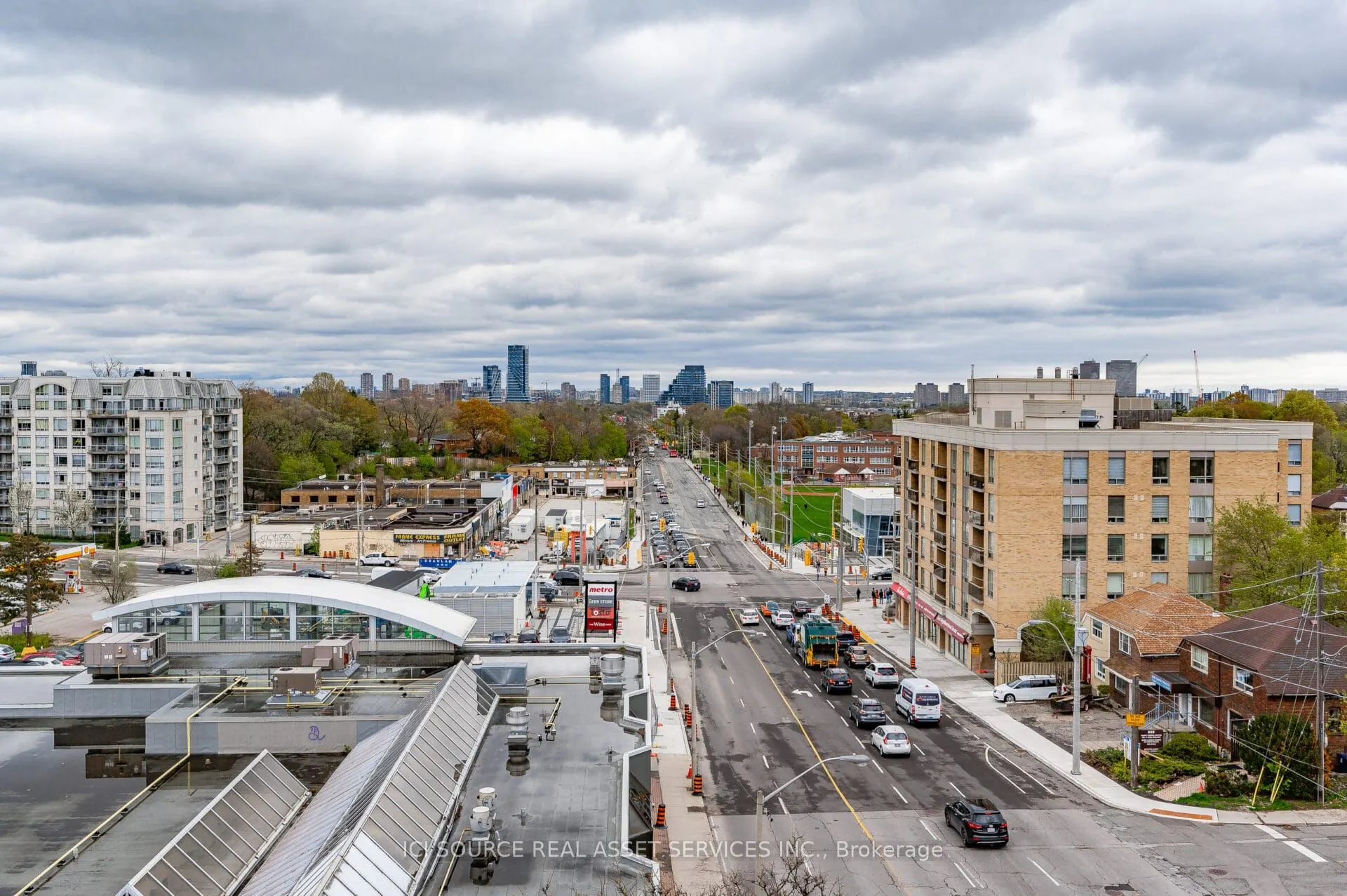 600 Eglinton Avenue E, #308