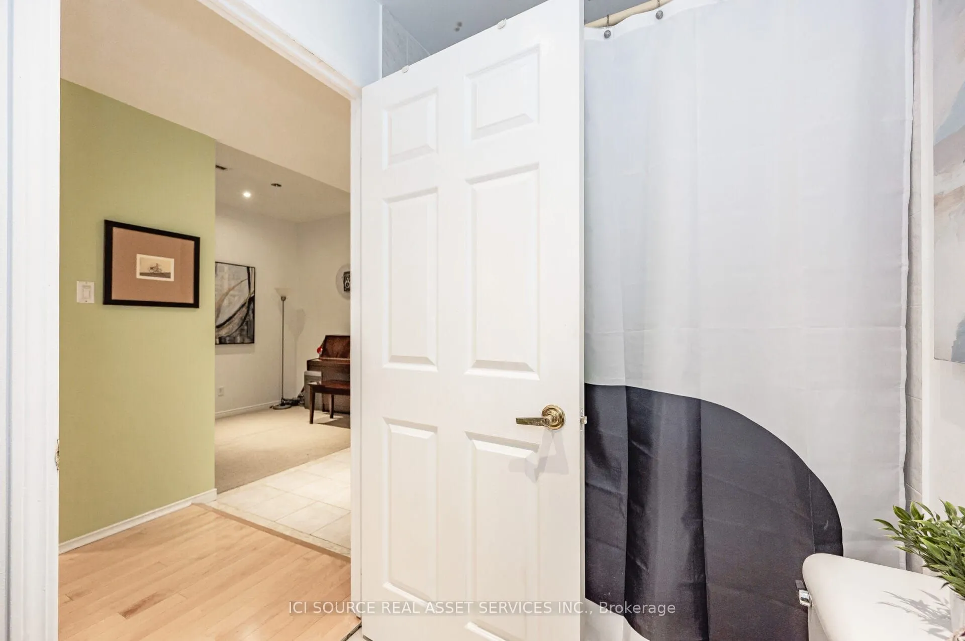 600 Eglinton Avenue E, #308