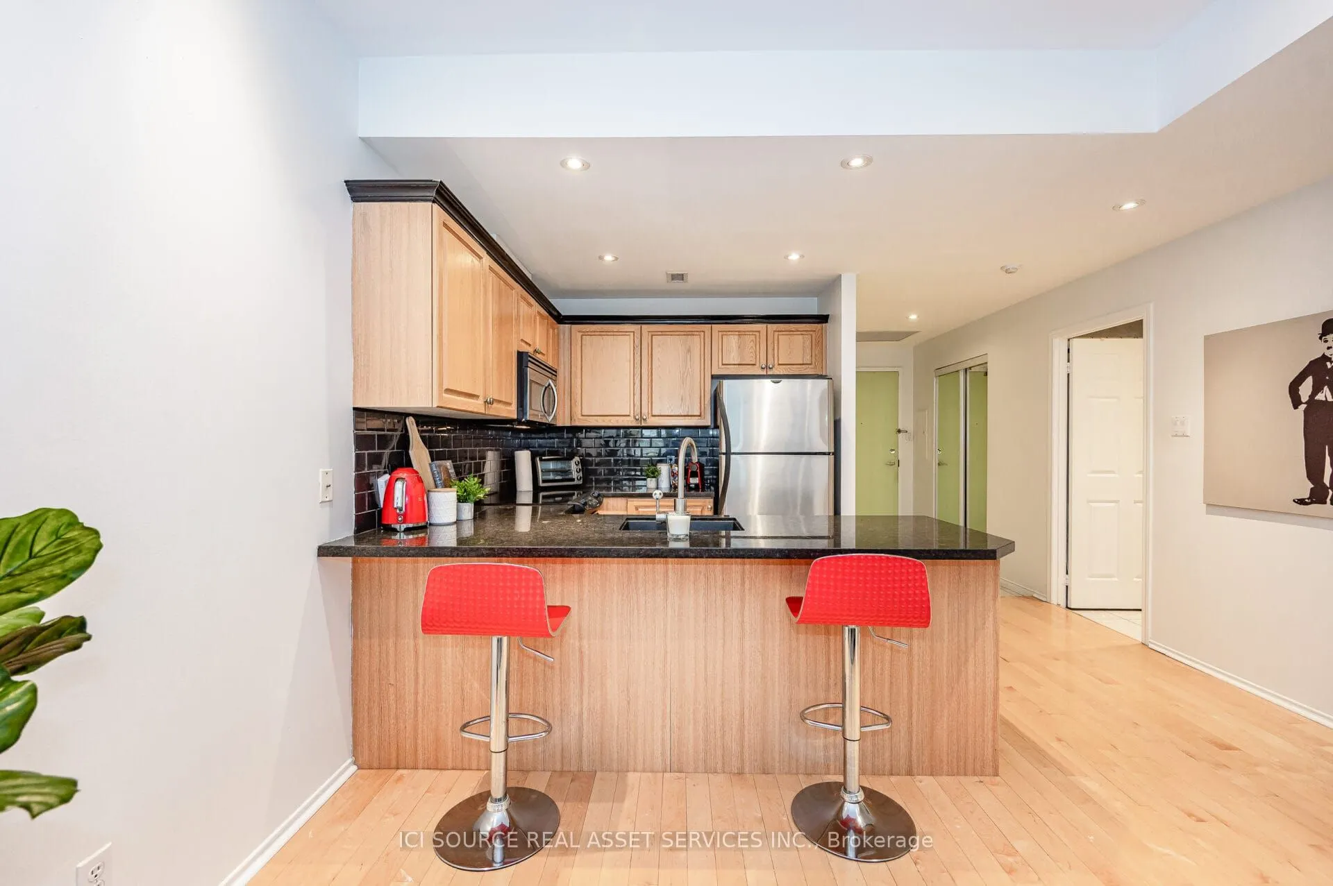 600 Eglinton Avenue E, #308