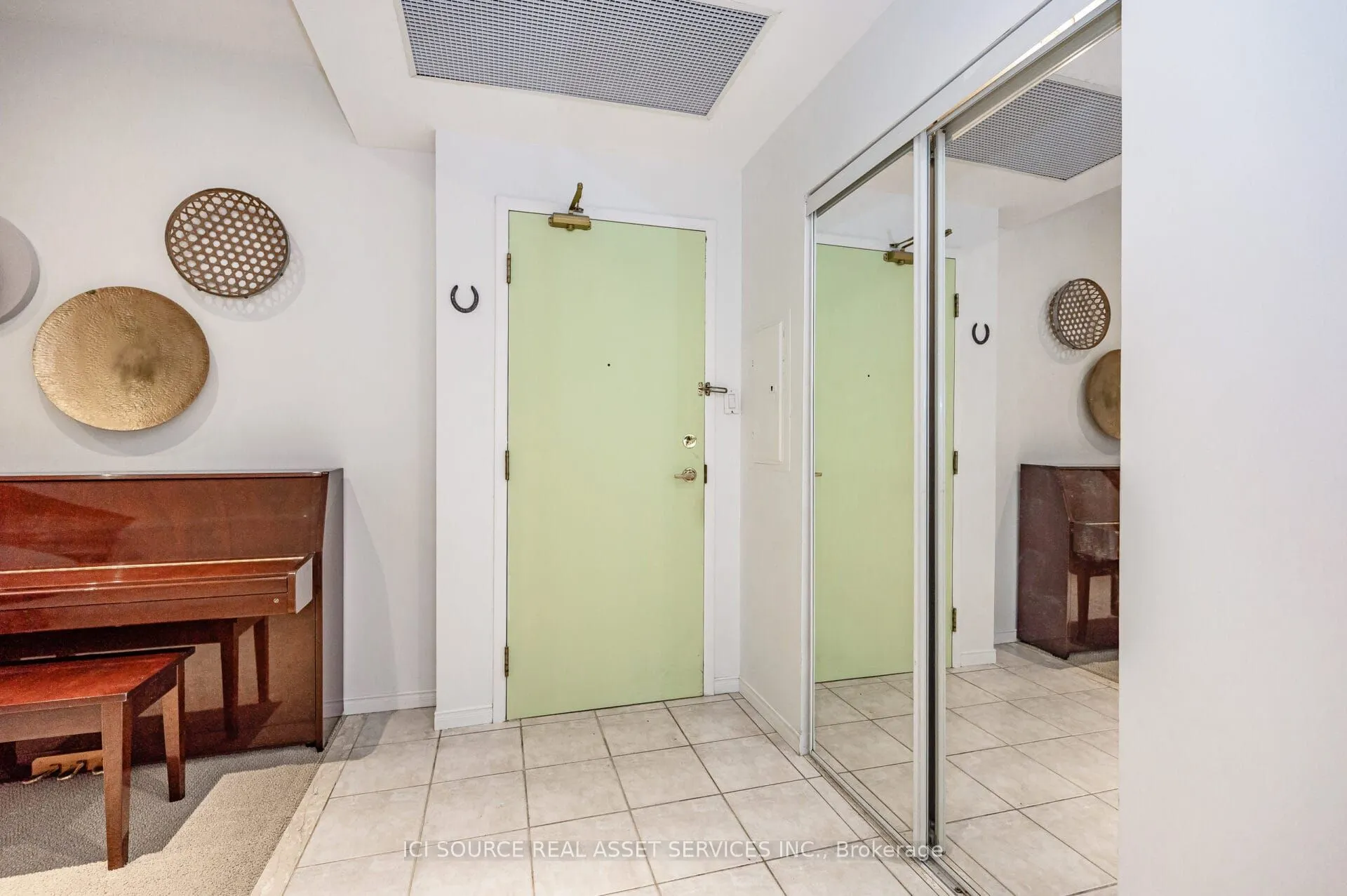 600 Eglinton Avenue E, #308