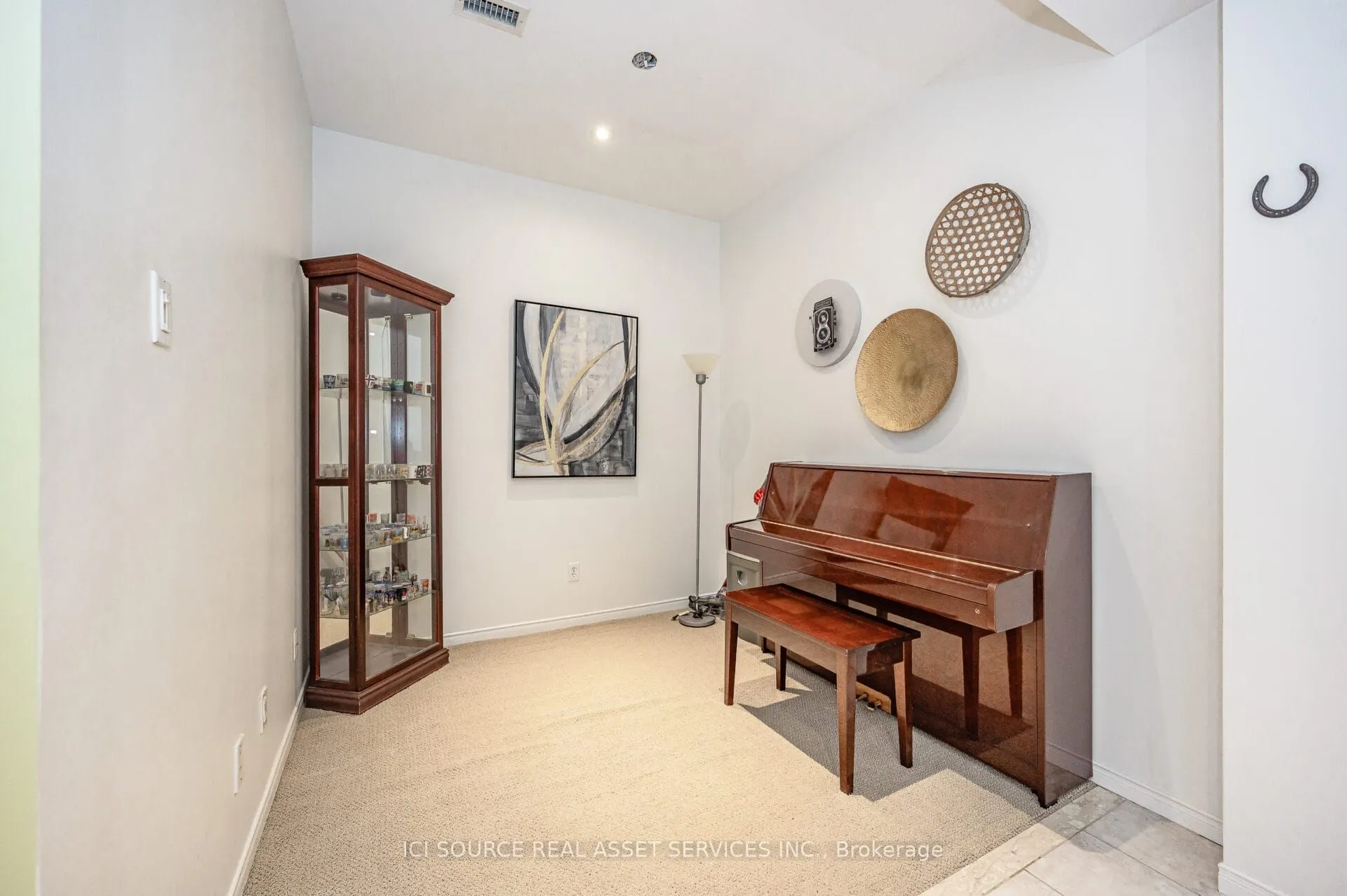 600 Eglinton Avenue E, #308