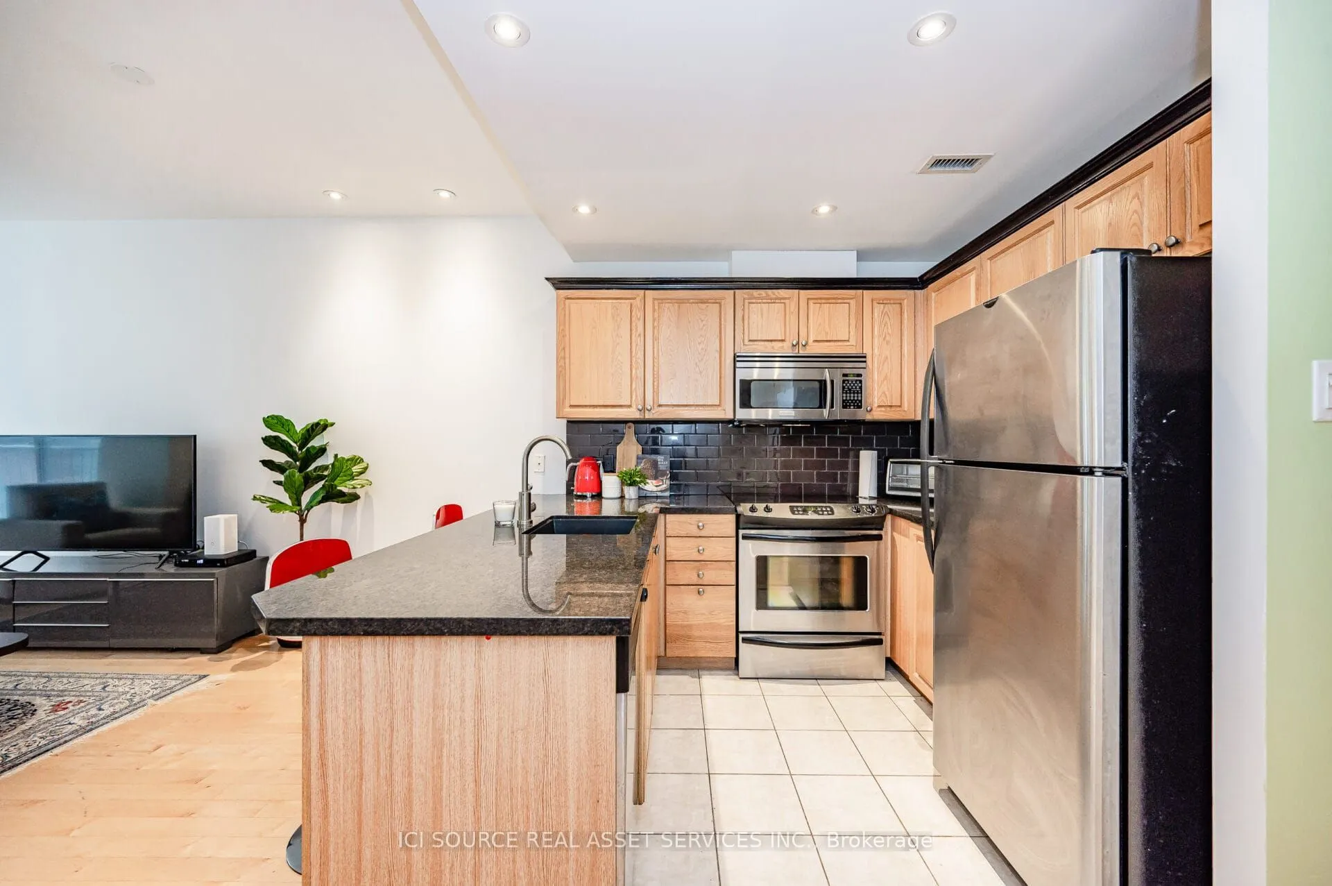 600 Eglinton Avenue E, #308