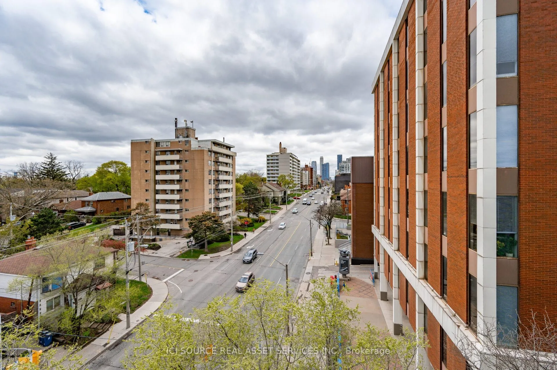 600 Eglinton Avenue E, #308