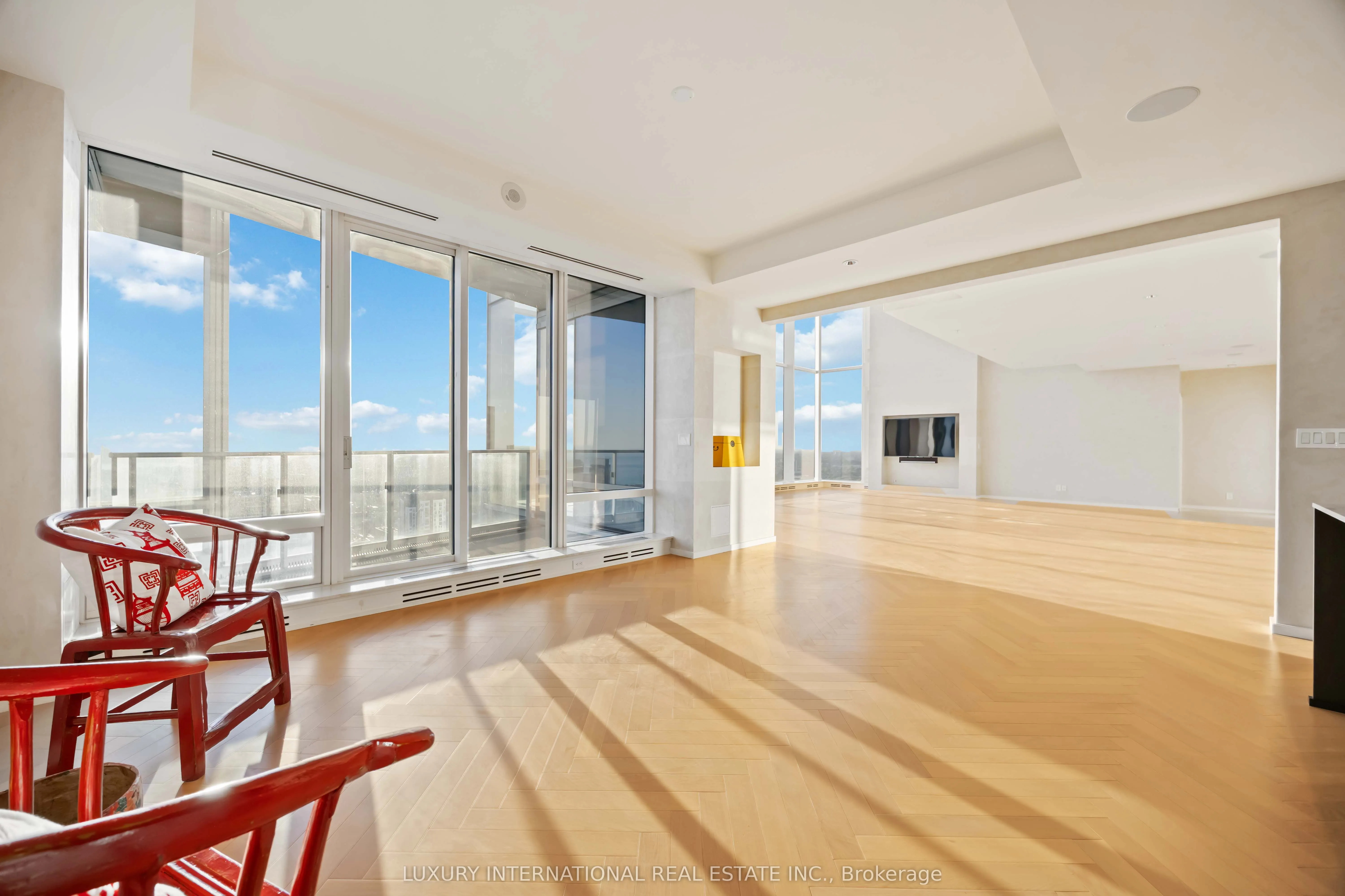 180 University Avenue, #5602