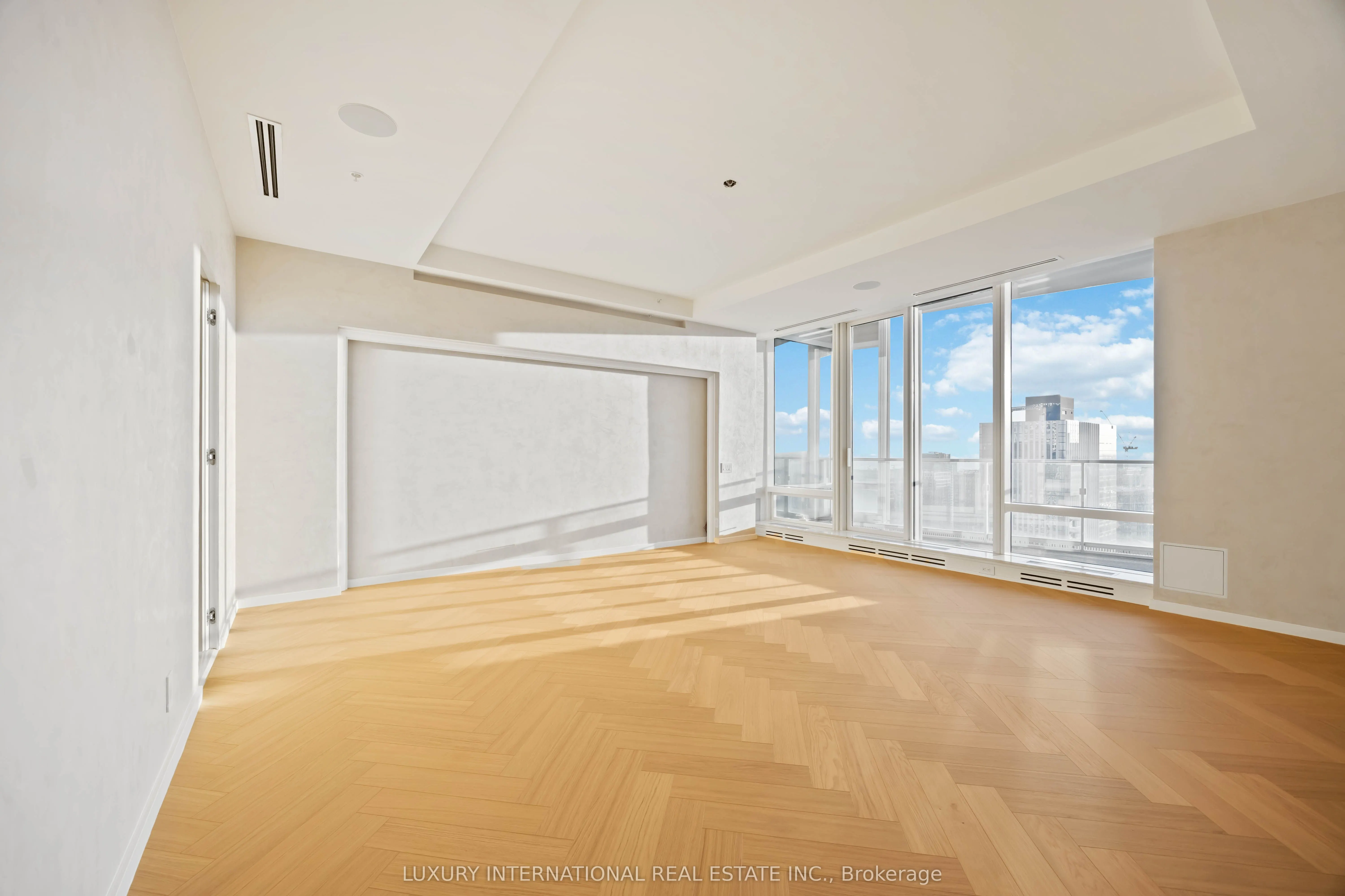 180 University Avenue, #5602