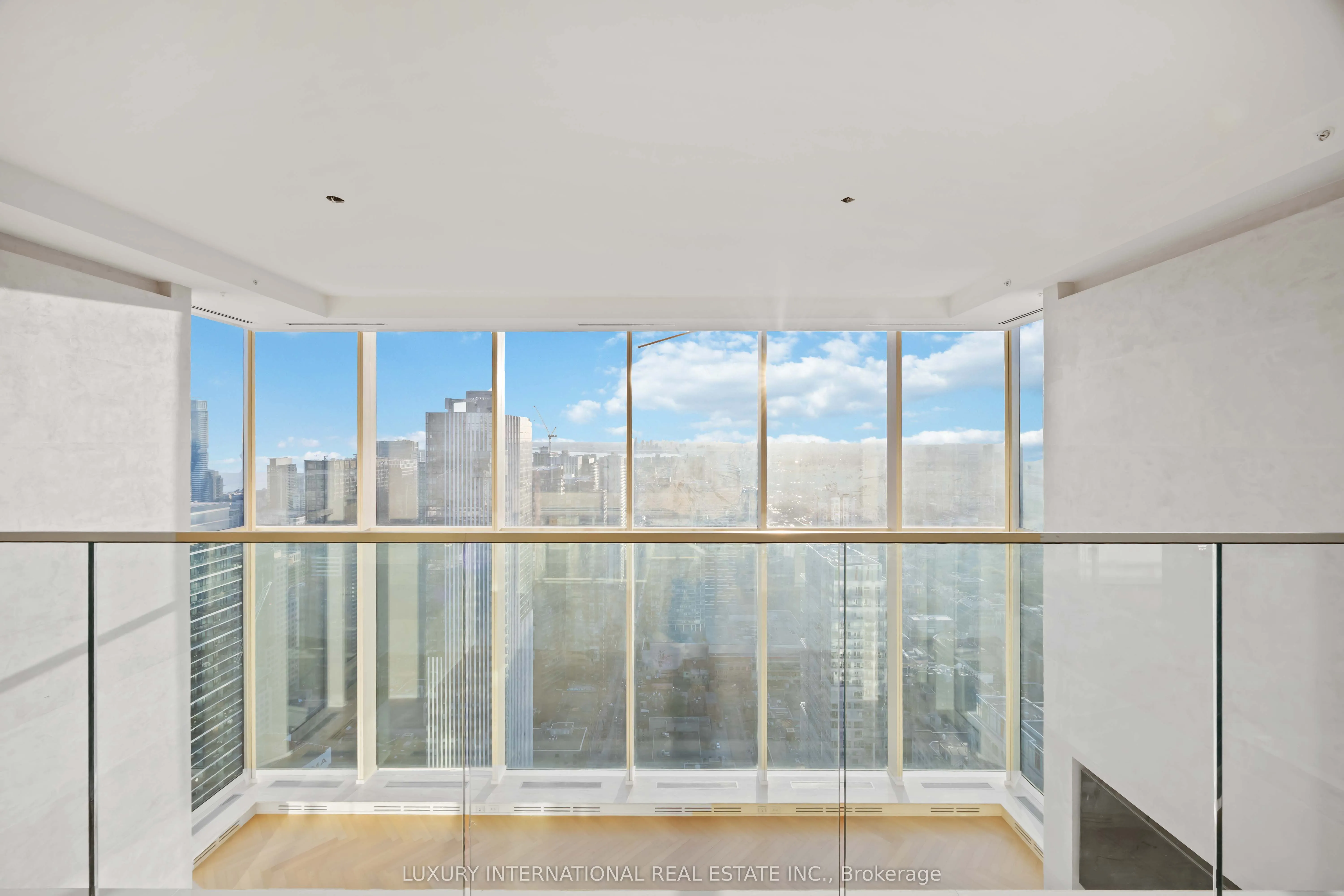 180 University Avenue, #5602