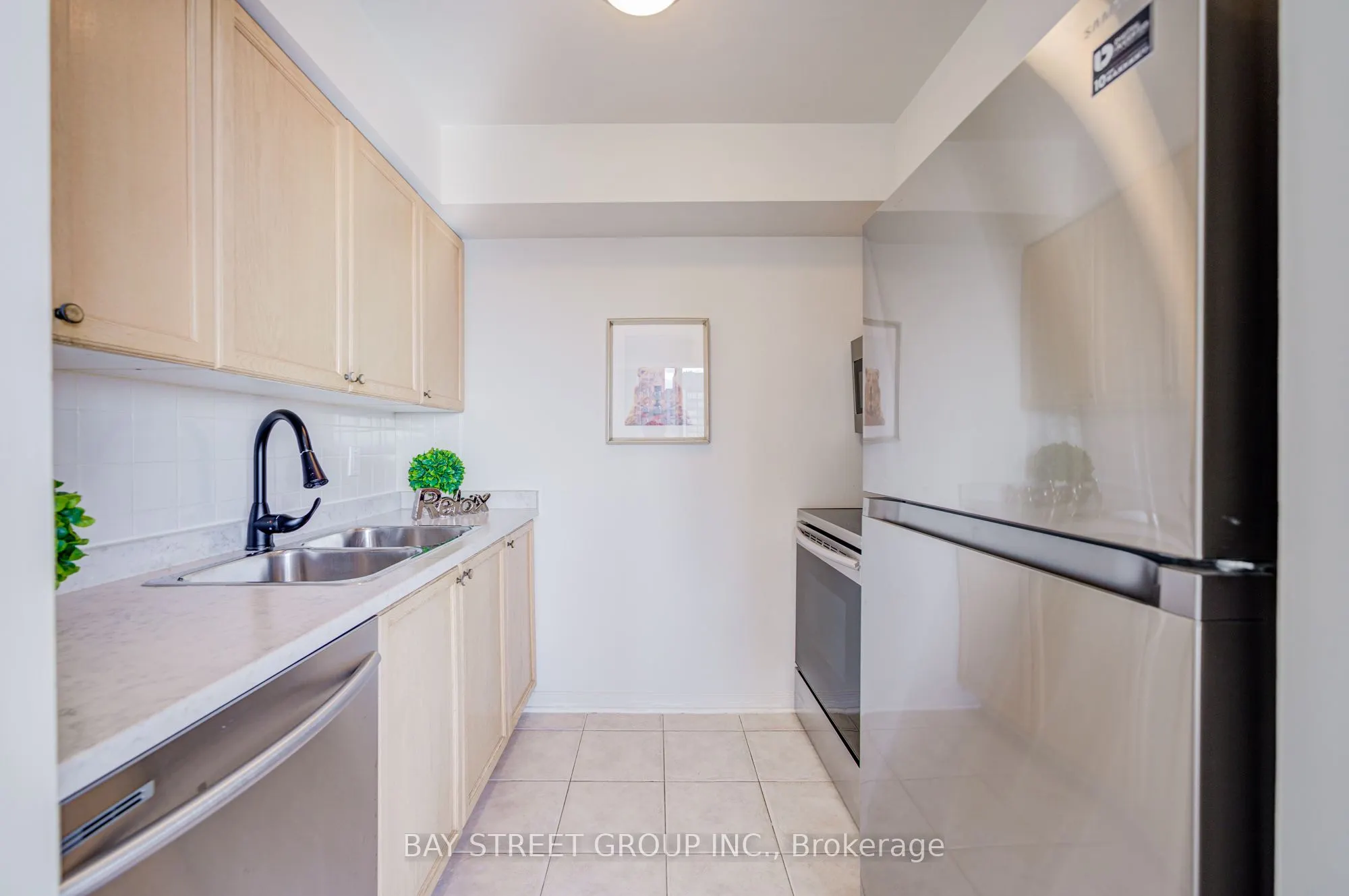33 Empress Avenue, #2107