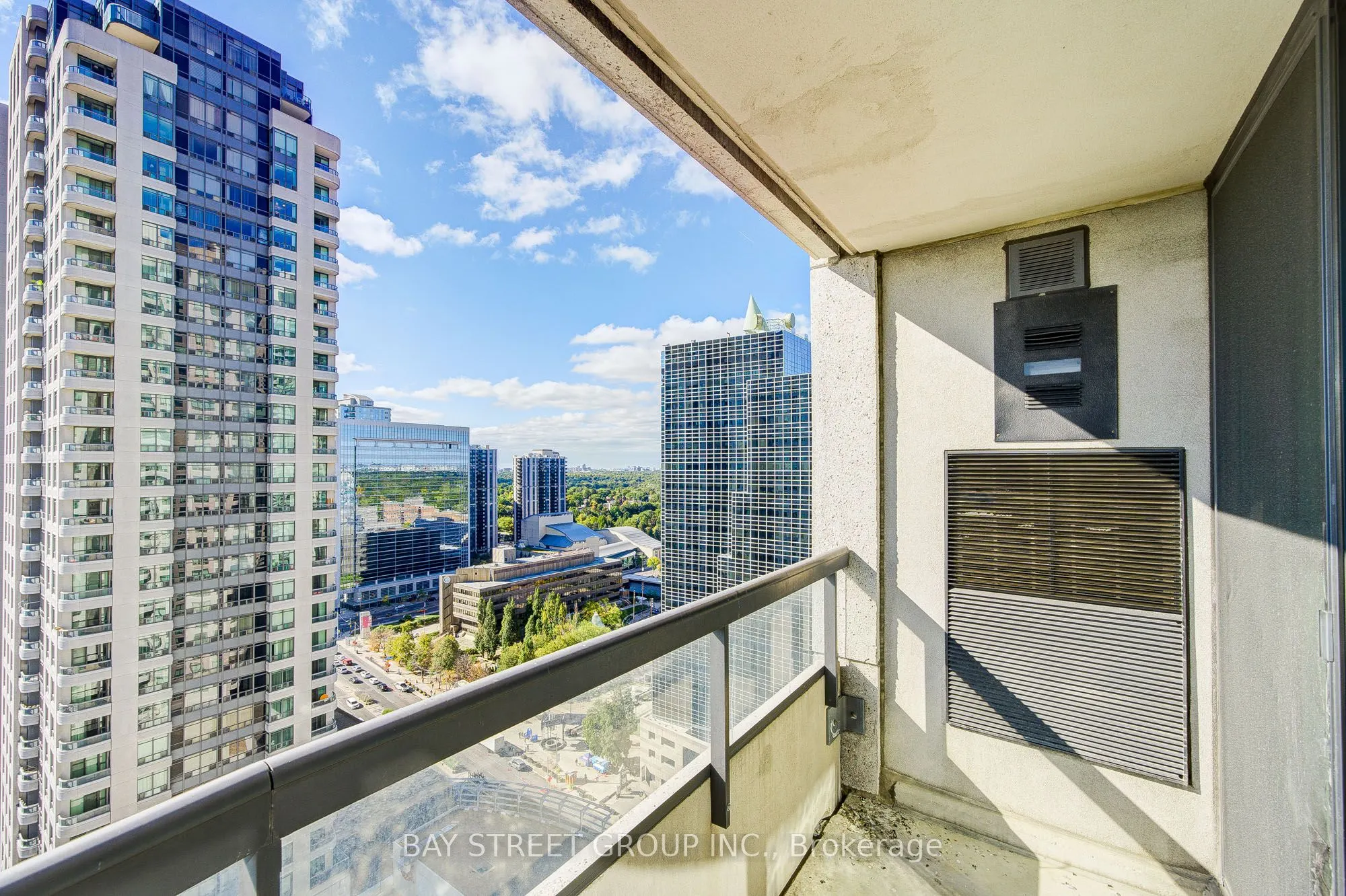 33 Empress Avenue, #2107