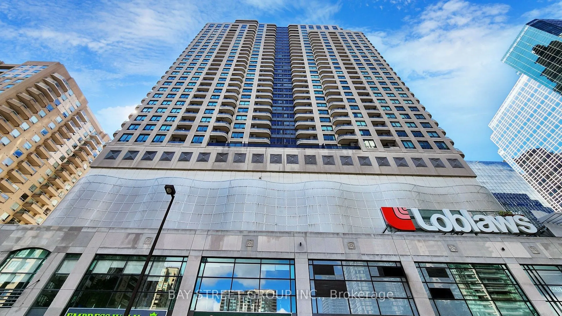33 Empress Avenue, #2107