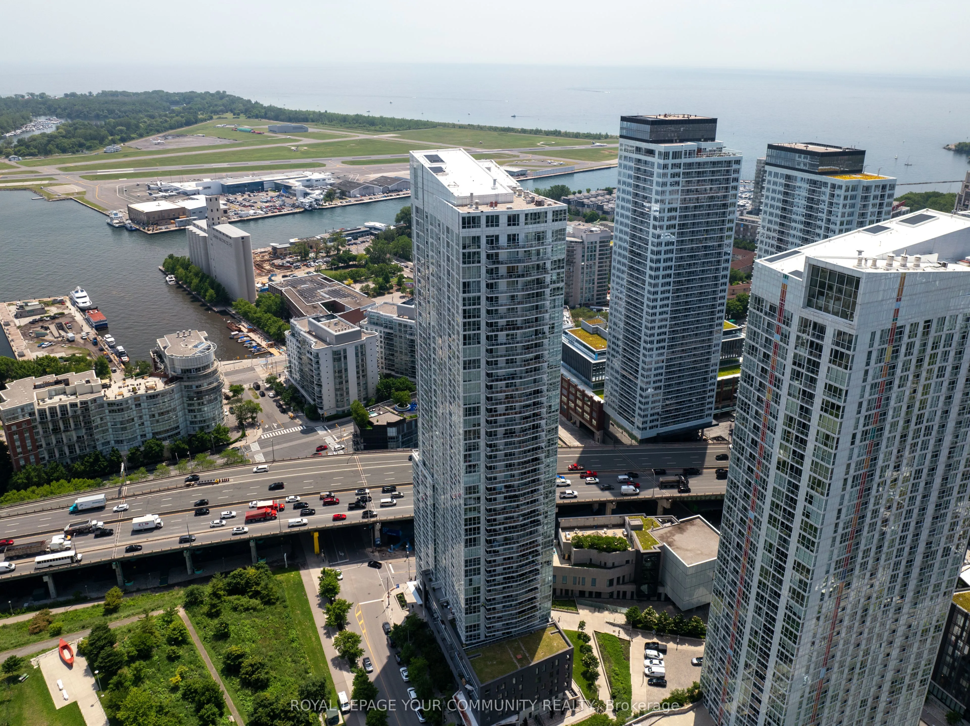 17 Bathurst Street, #3615