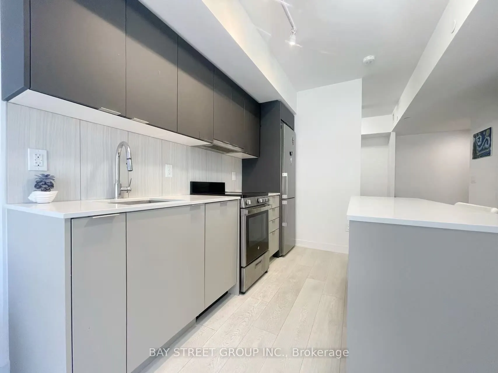 8 Tippett Road, #531