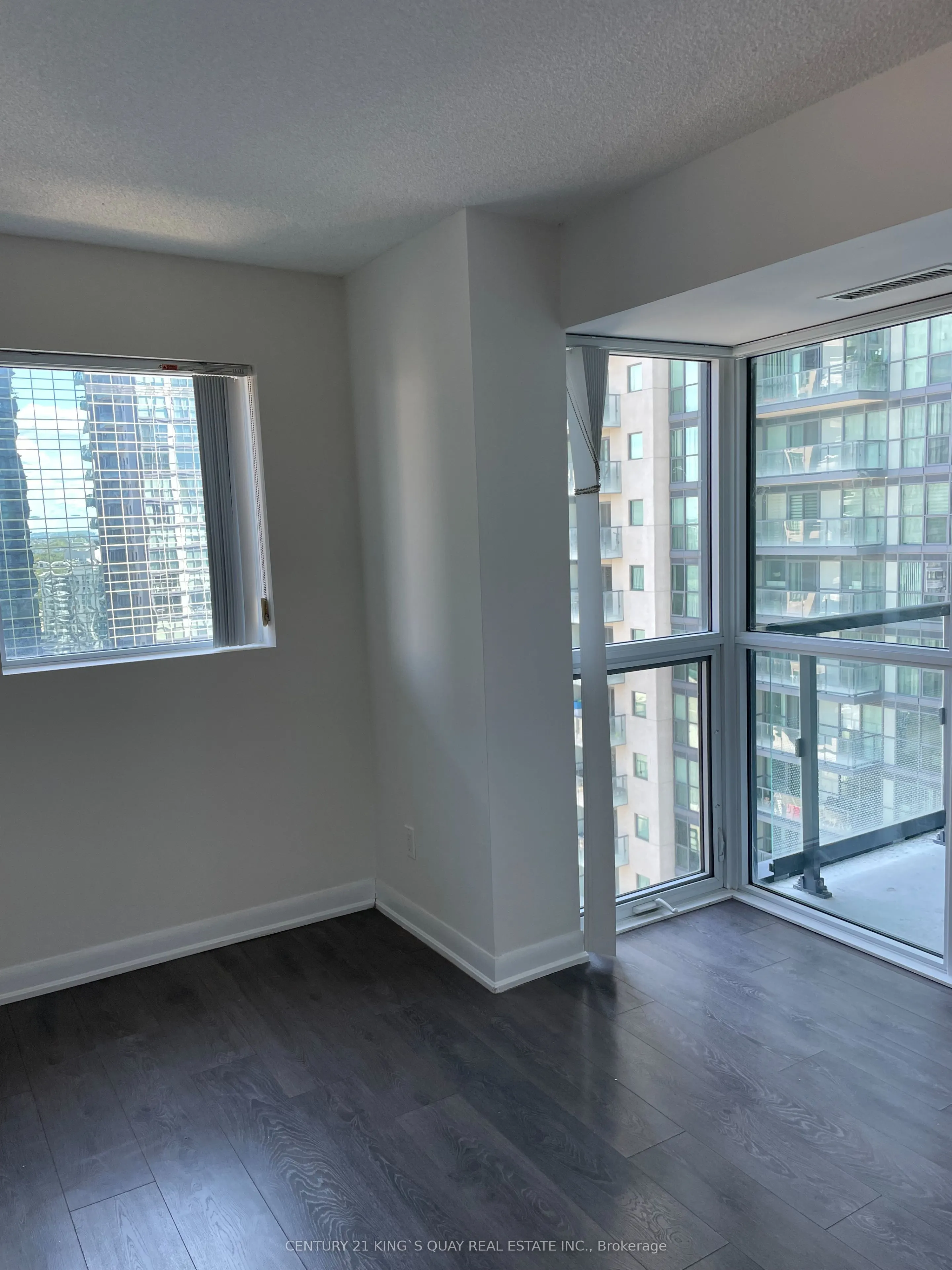 5168 Yonge Street, #2101