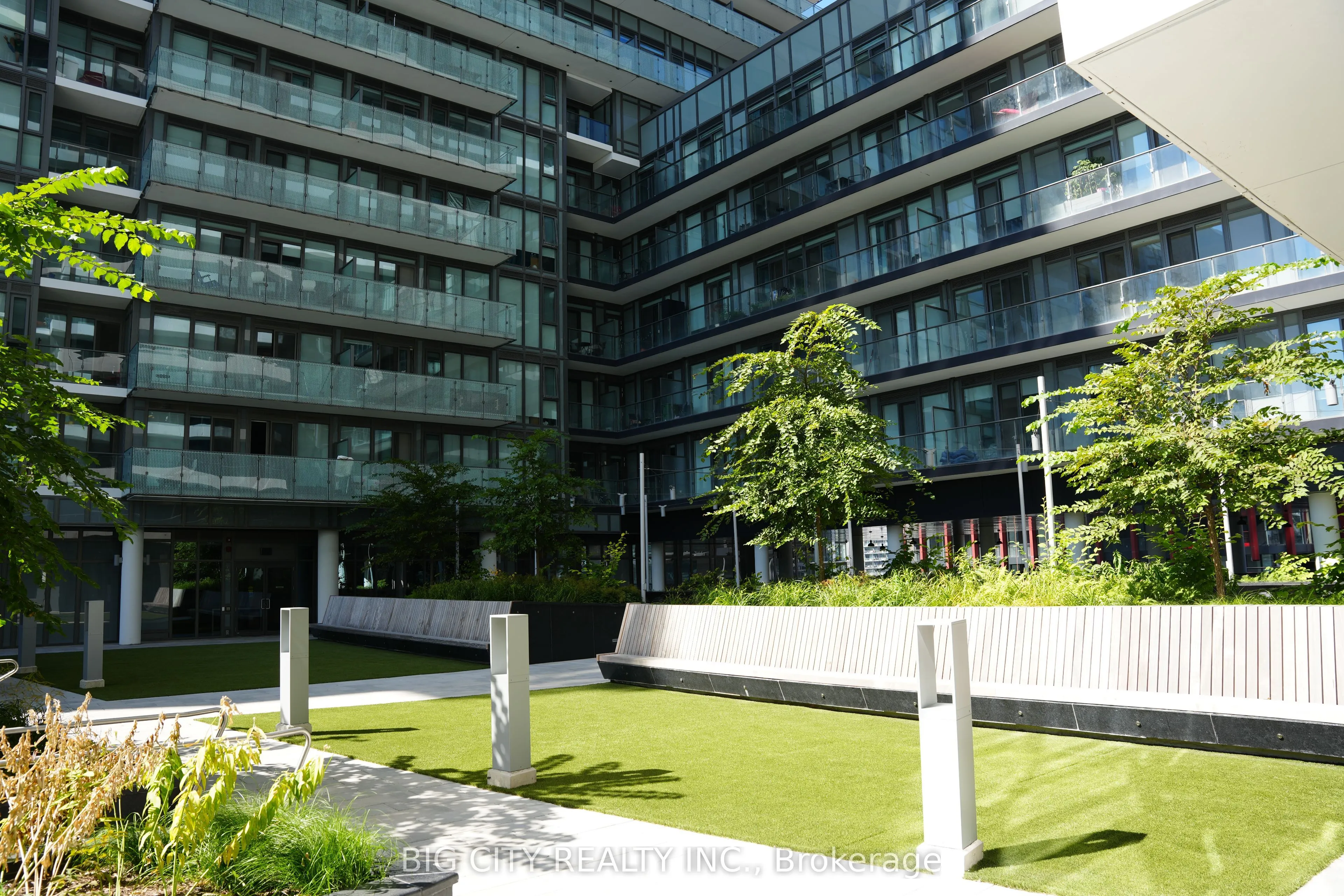 60 Princess Street, #716