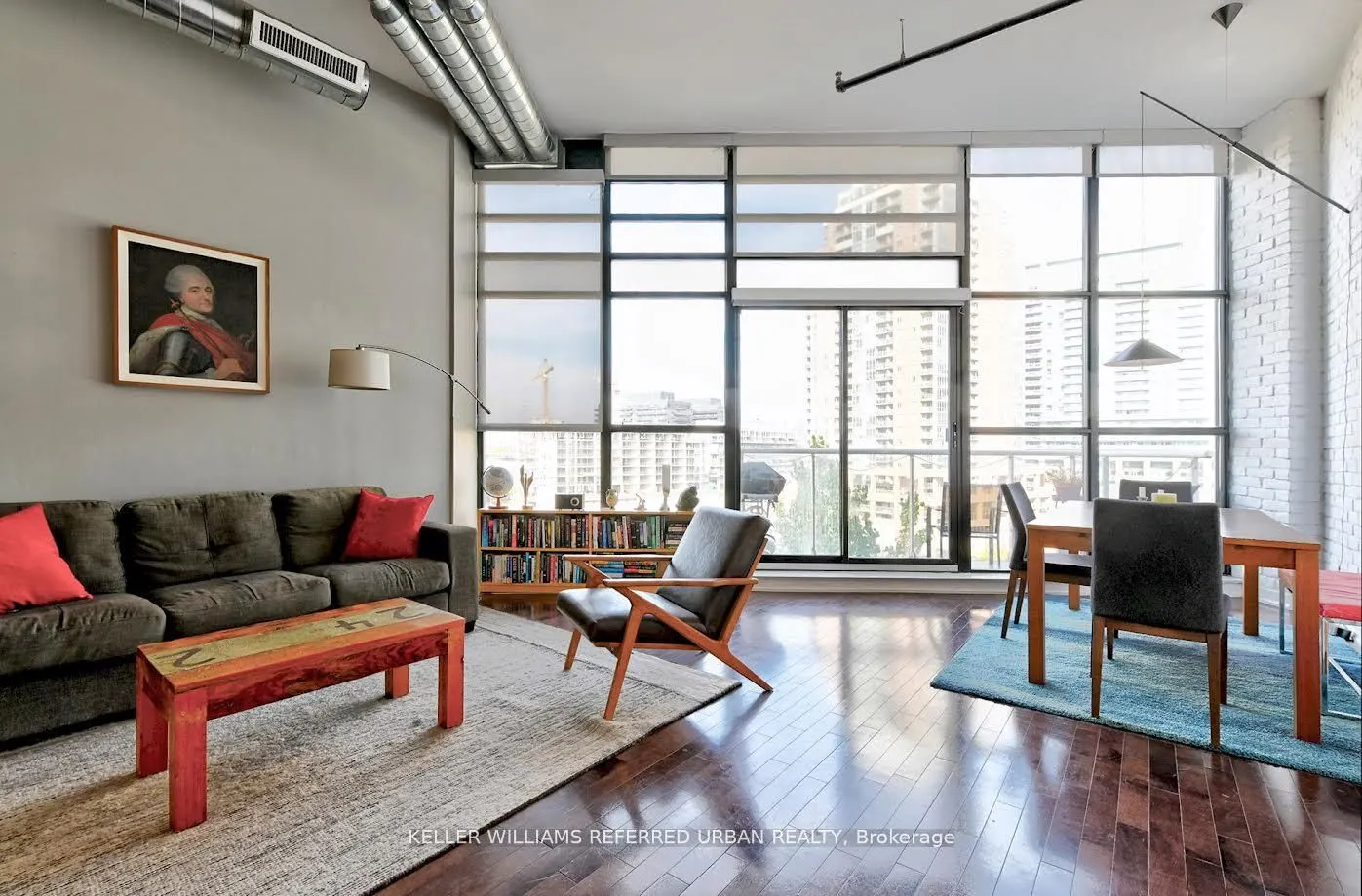 43 Hanna Avenue, #608