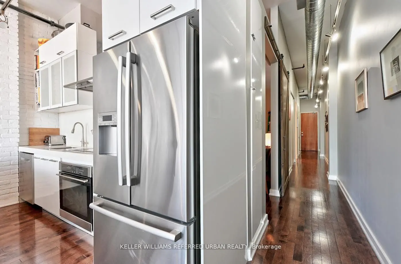 43 Hanna Avenue, #608