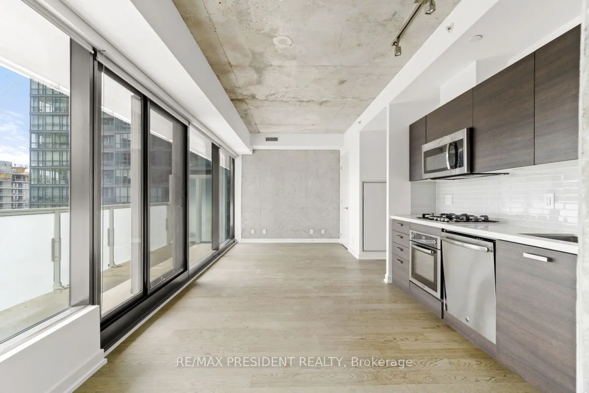 11 Charlotte Street, #2301