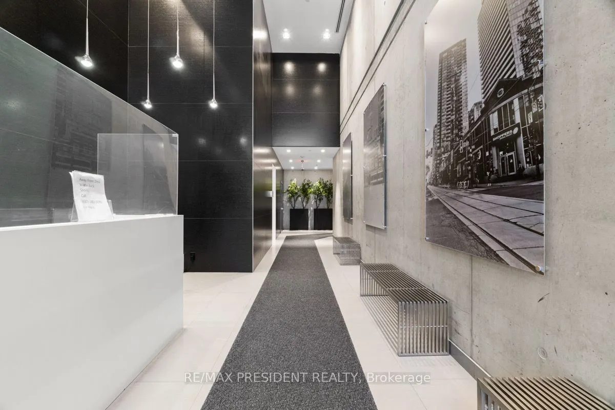 11 Charlotte Street, #2301