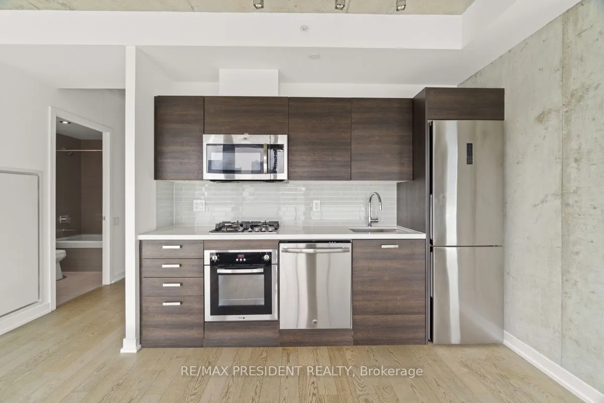 11 Charlotte Street, #2301