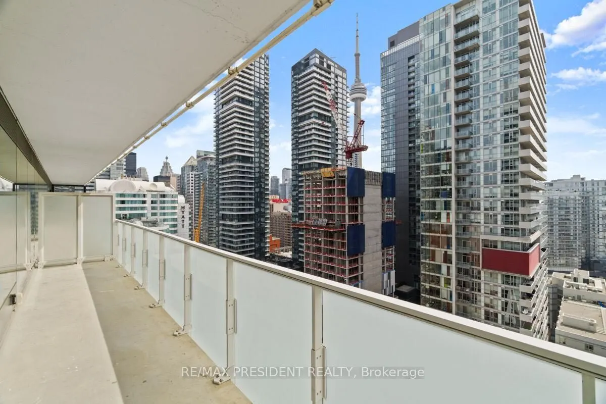 11 Charlotte Street, #2301