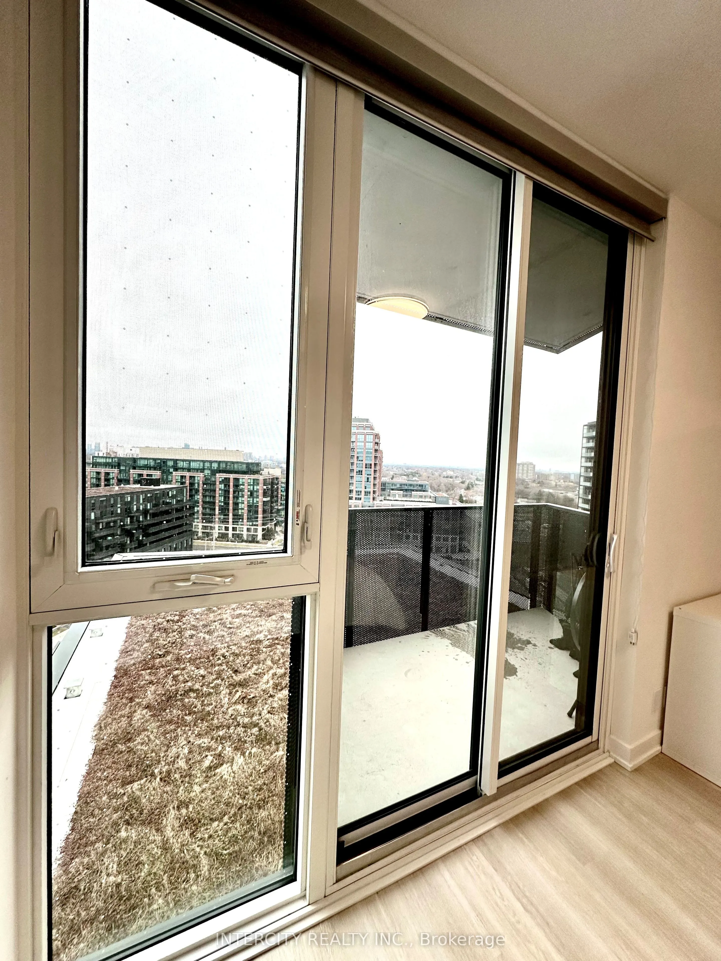 30 Tretti Way, #1201
