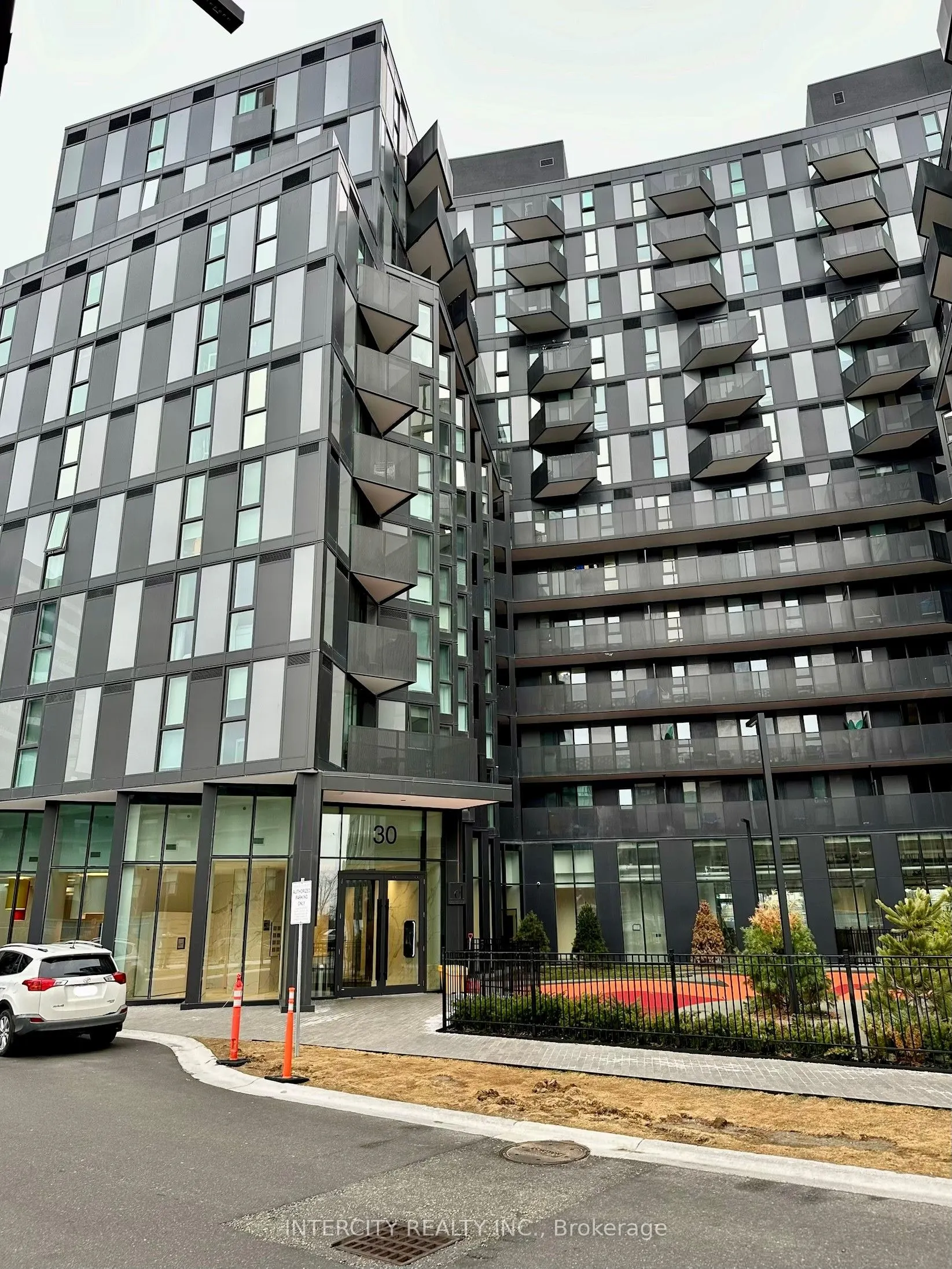 30 Tretti Way, #1201