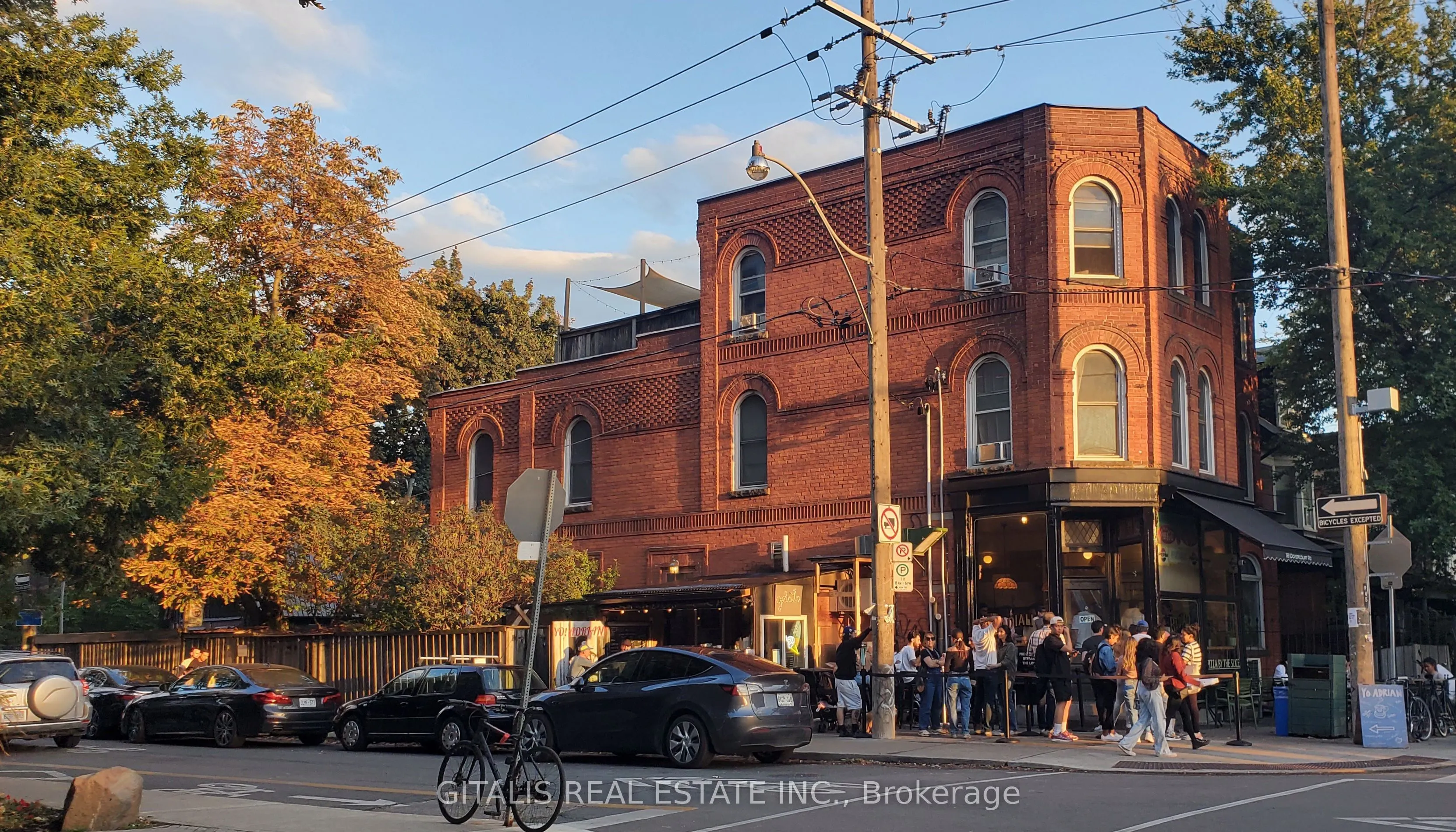 181 Dovercourt Road, #COACH HOUSE