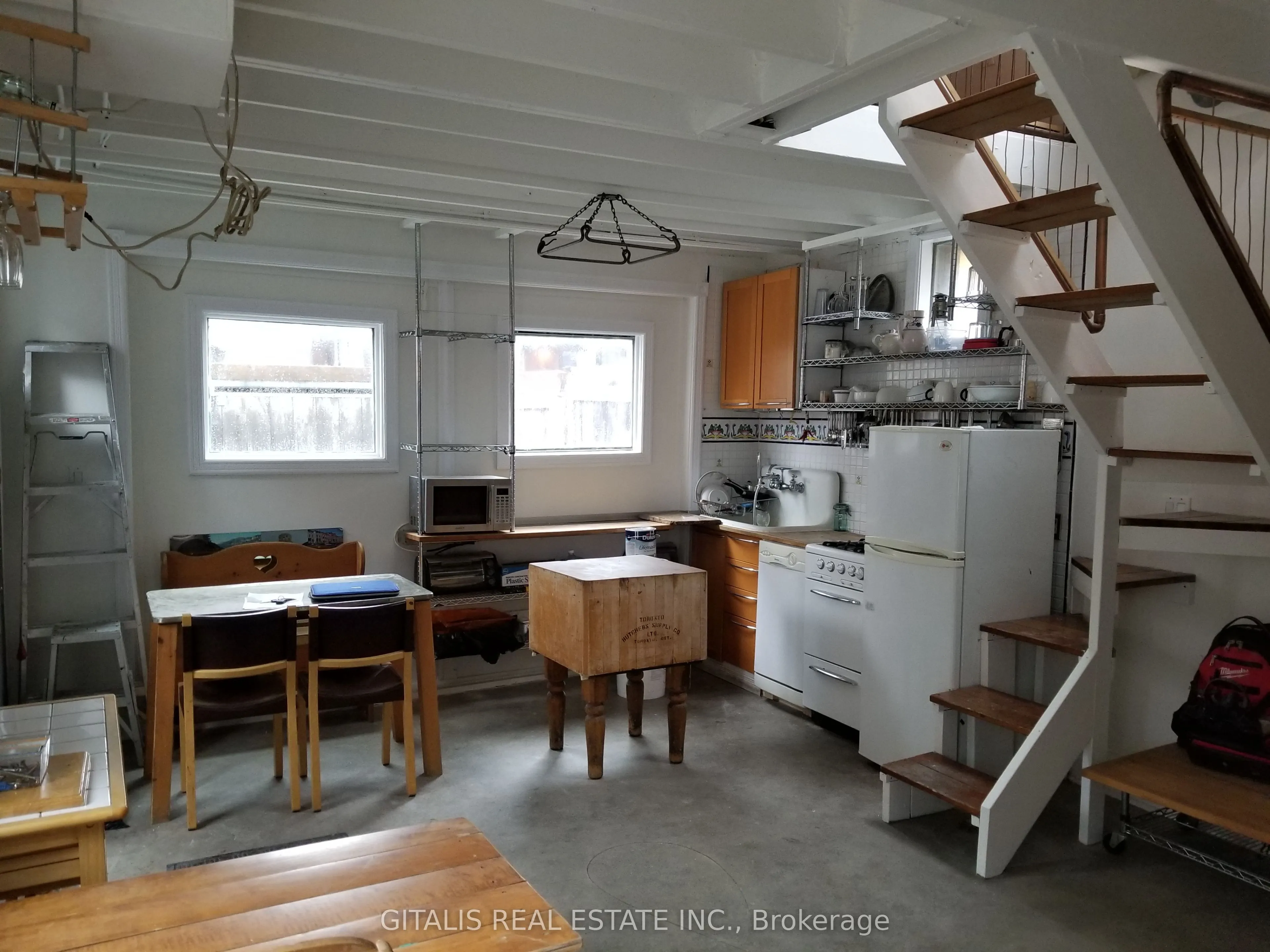181 Dovercourt Road, #COACH HOUSE