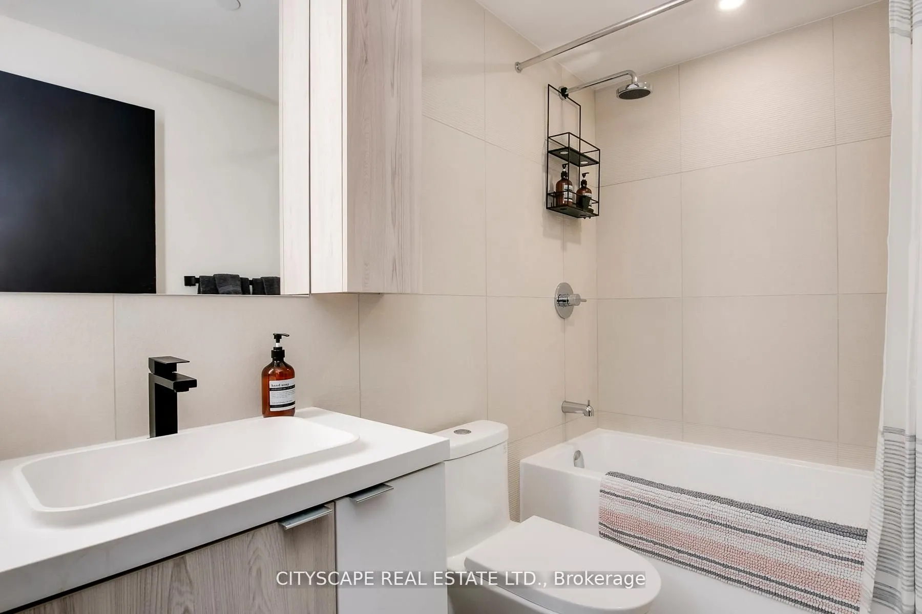 15 Mercer Street, #708