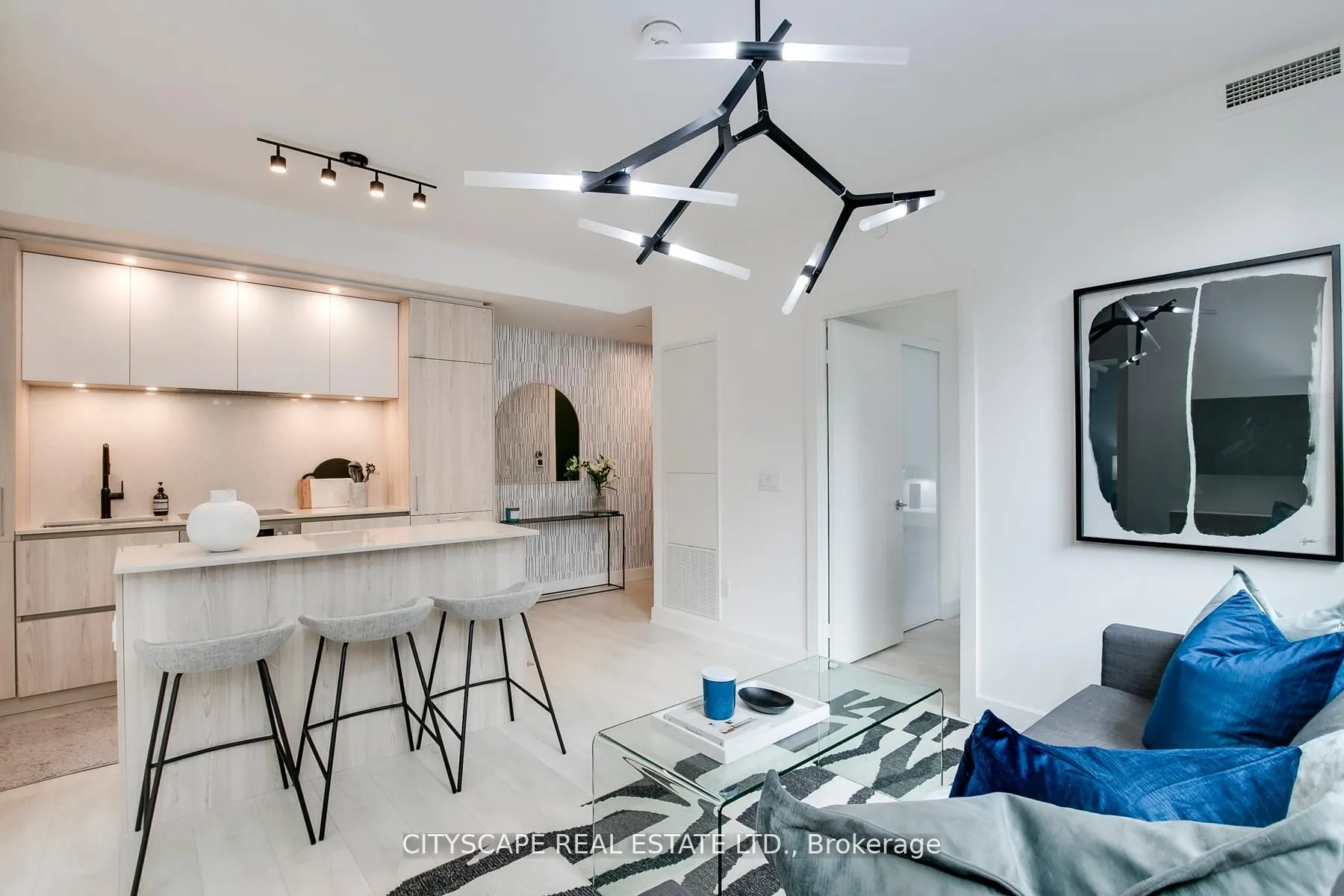 15 Mercer Street, #708