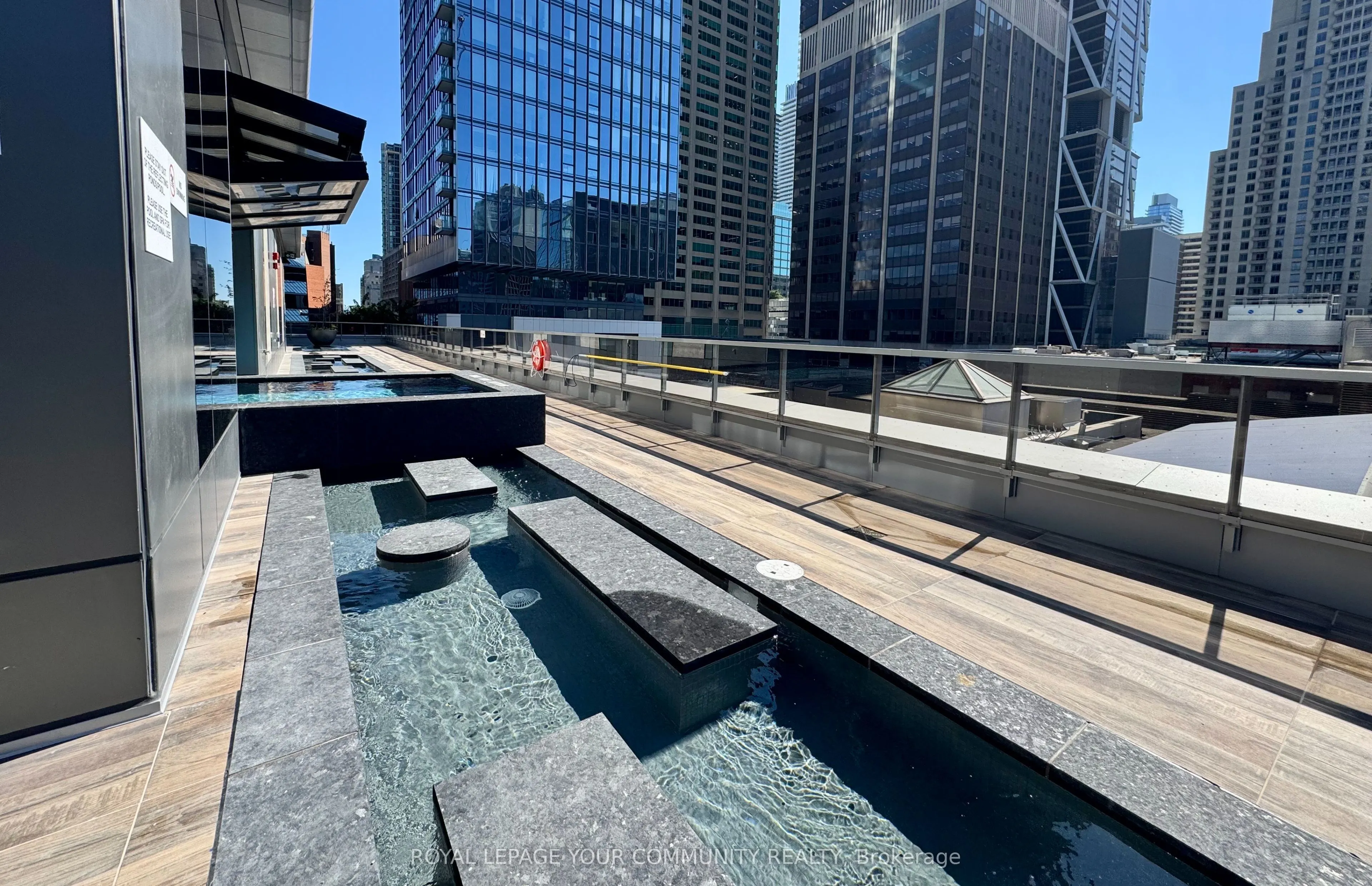 11 Yorkville Avenue, #2114