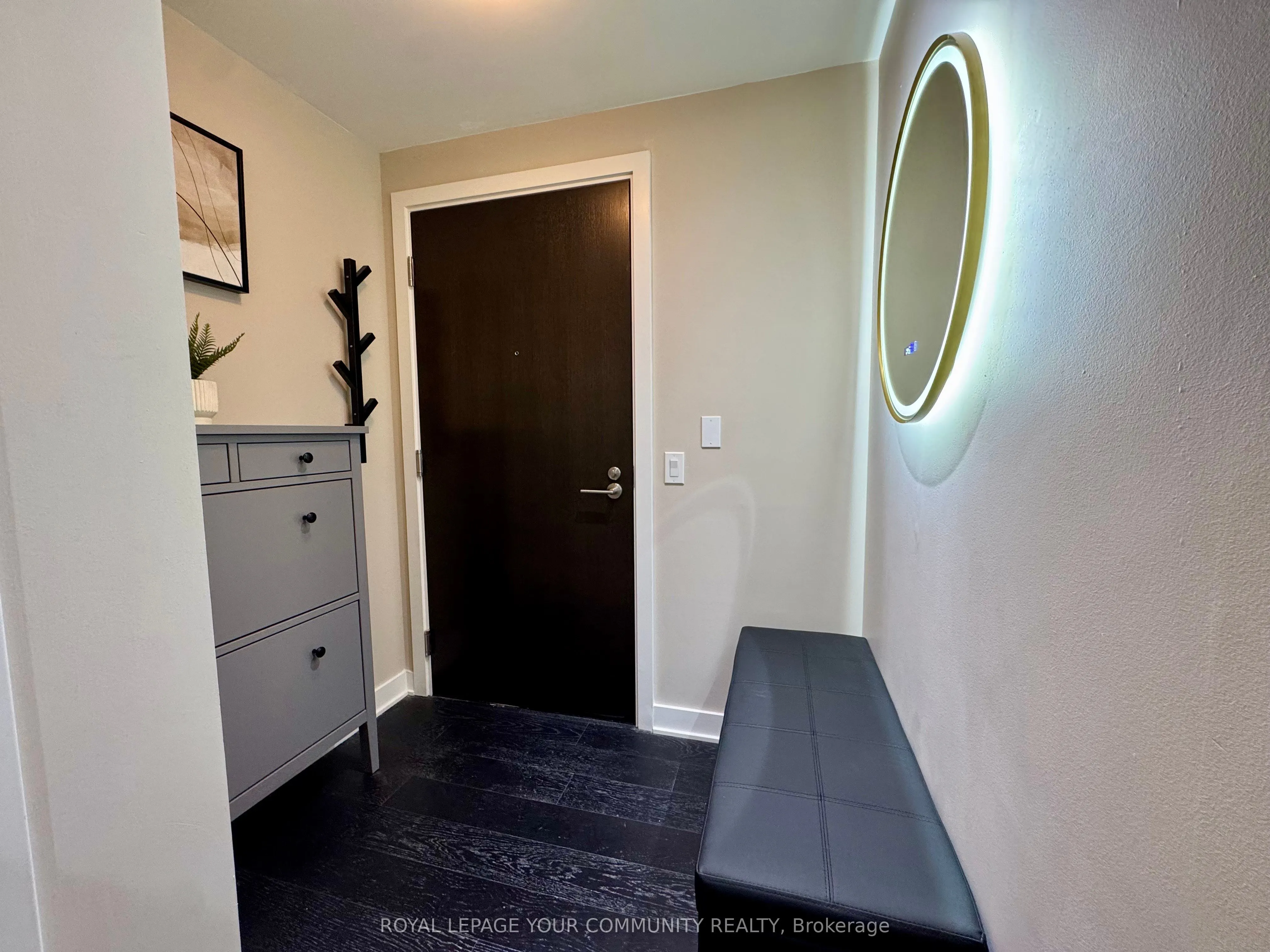 11 Yorkville Avenue, #2114