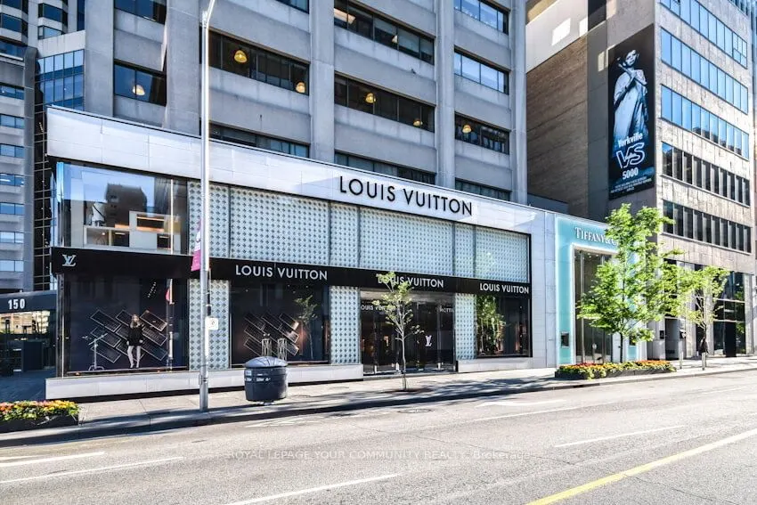 11 Yorkville Avenue, #2114
