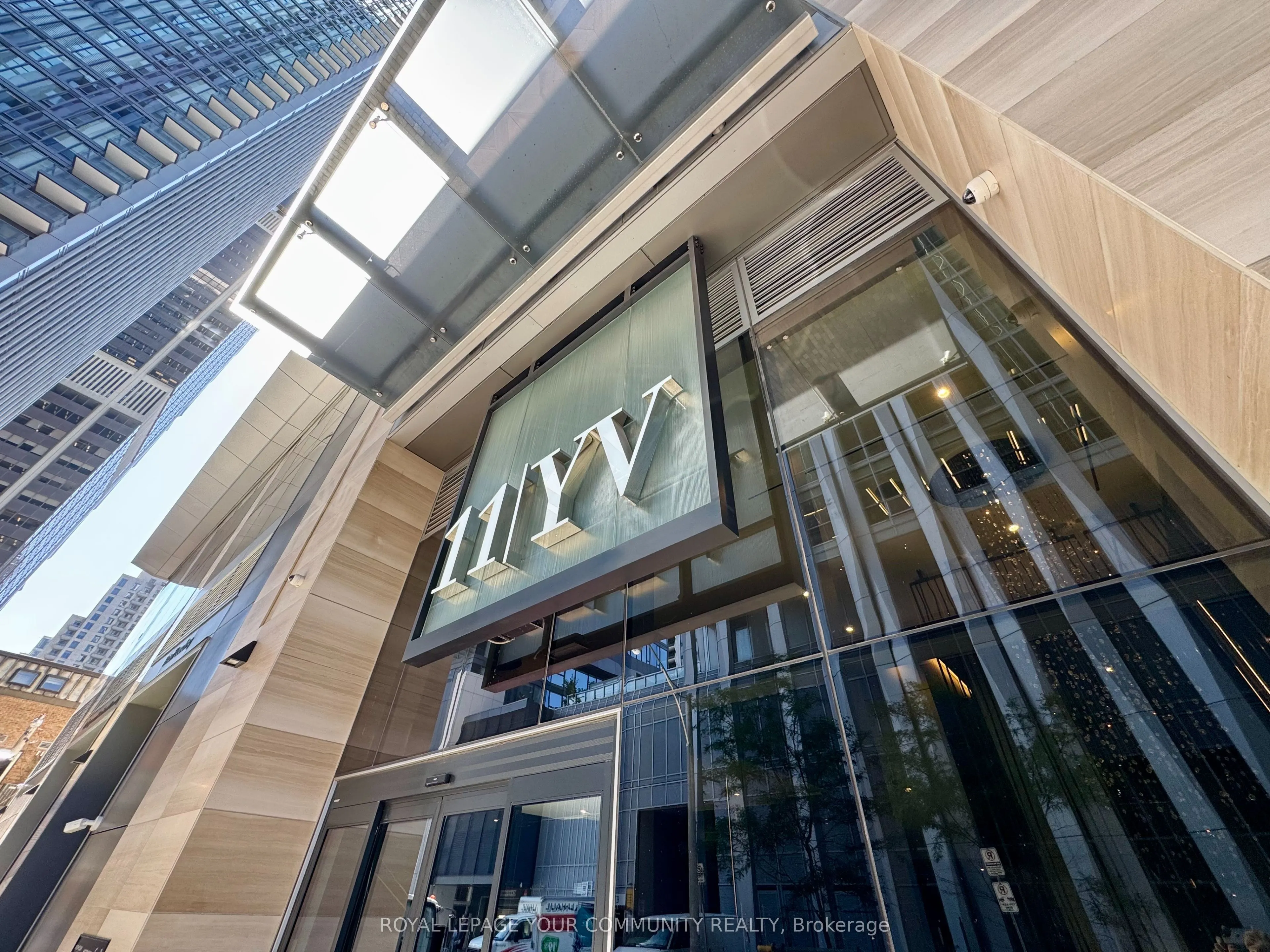 11 Yorkville Avenue, #2114