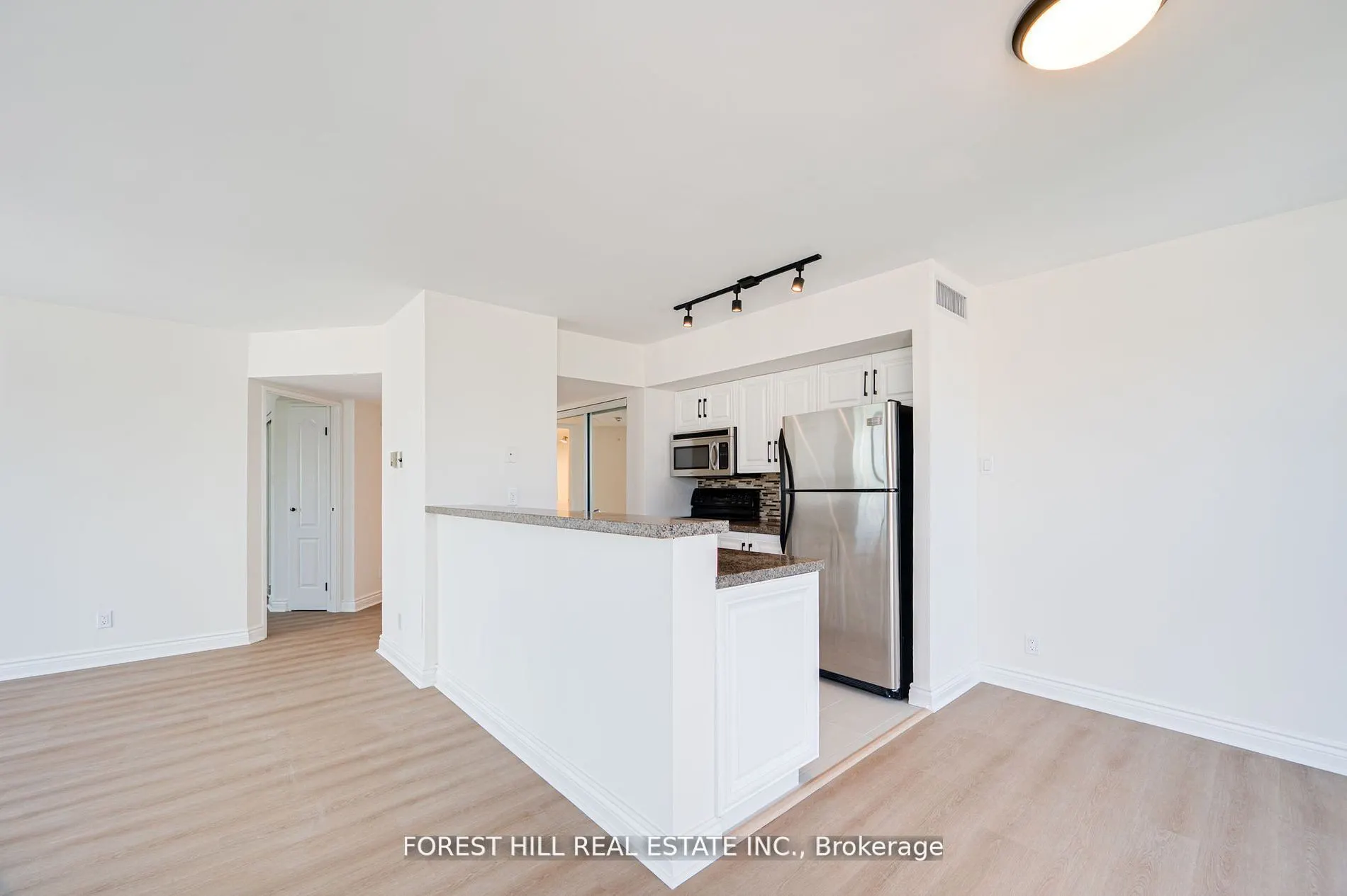 97 Lawton Boulevard, #804