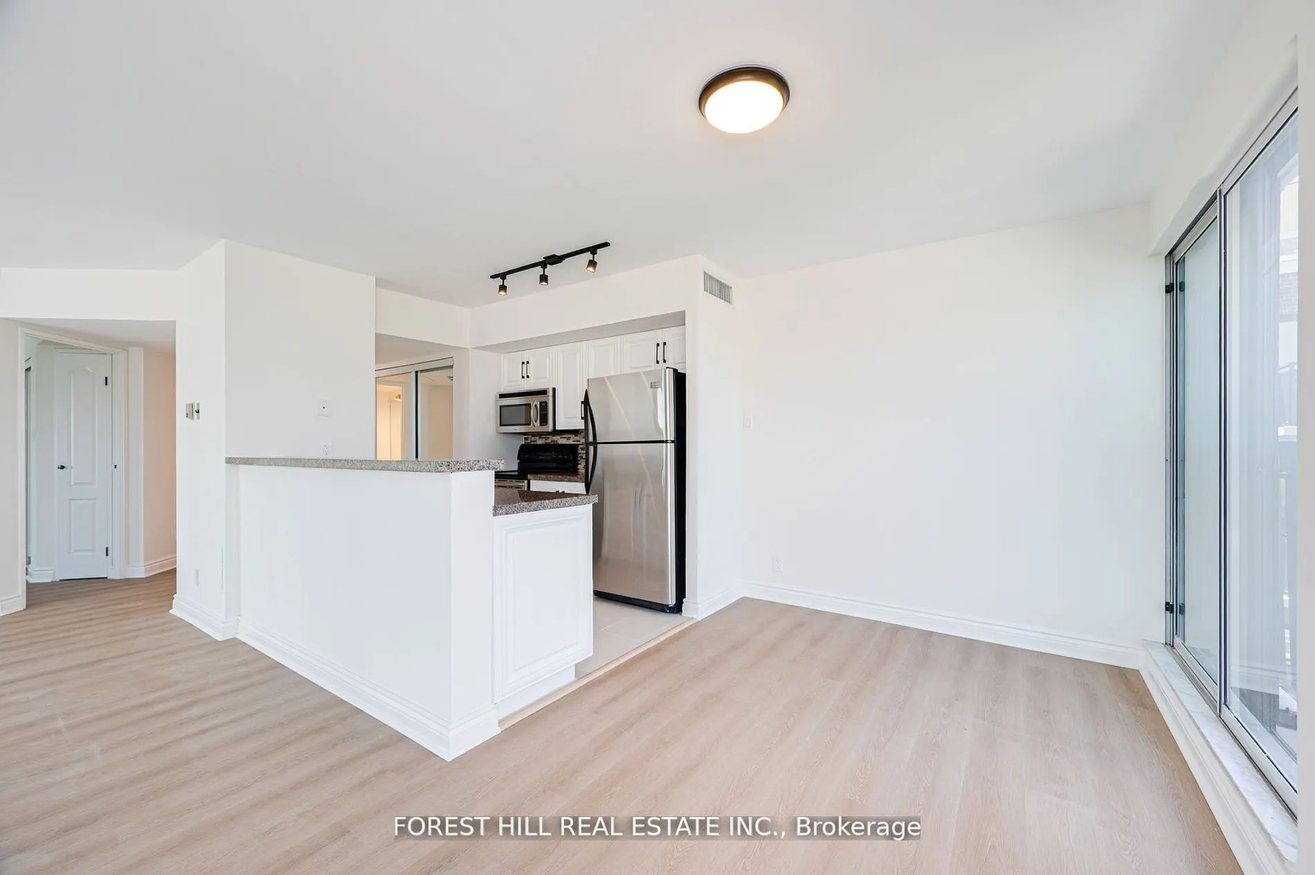 97 Lawton Boulevard, #804
