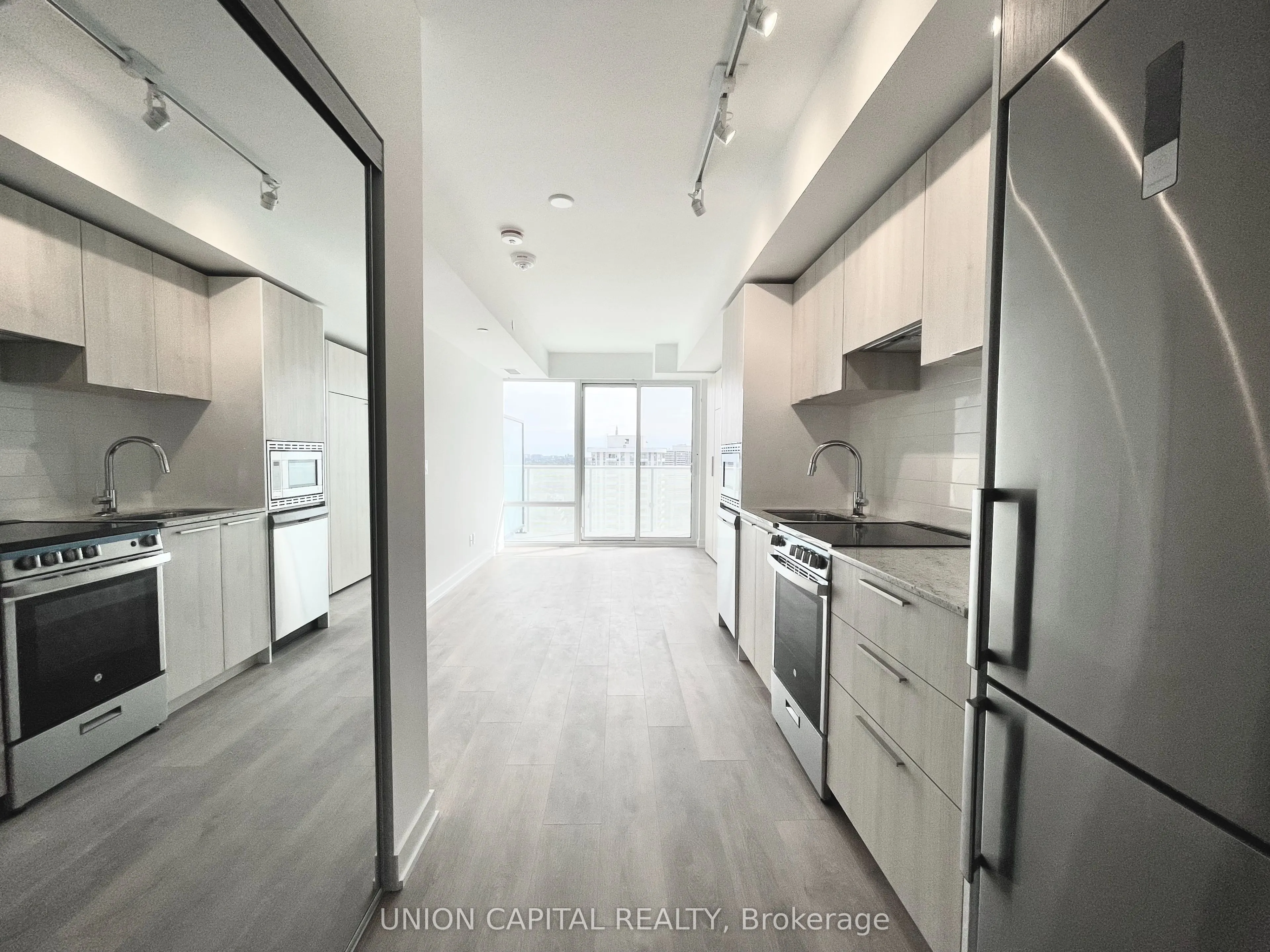 501 Yonge Street, #2306
