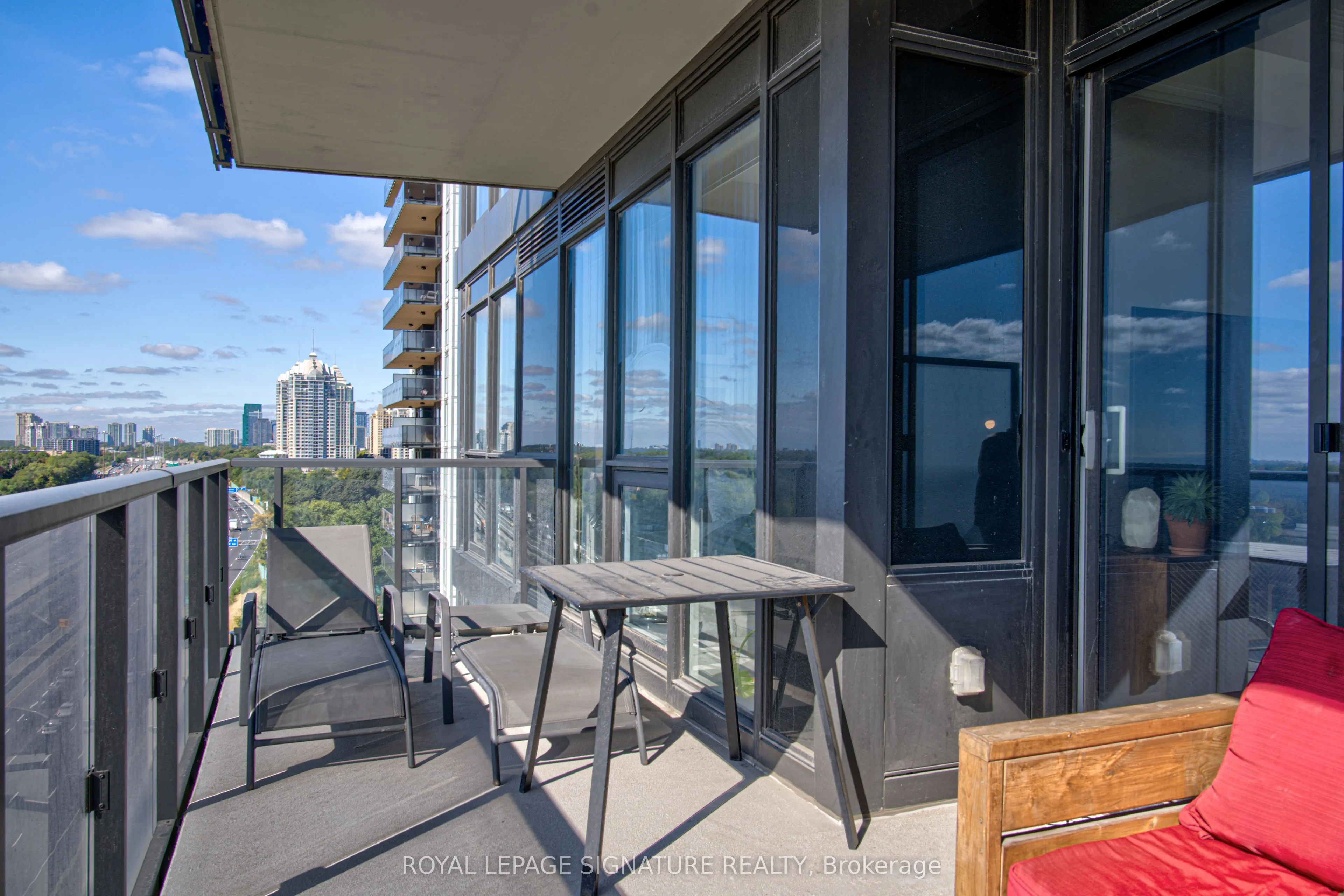 85 McMahon Drive, #1805